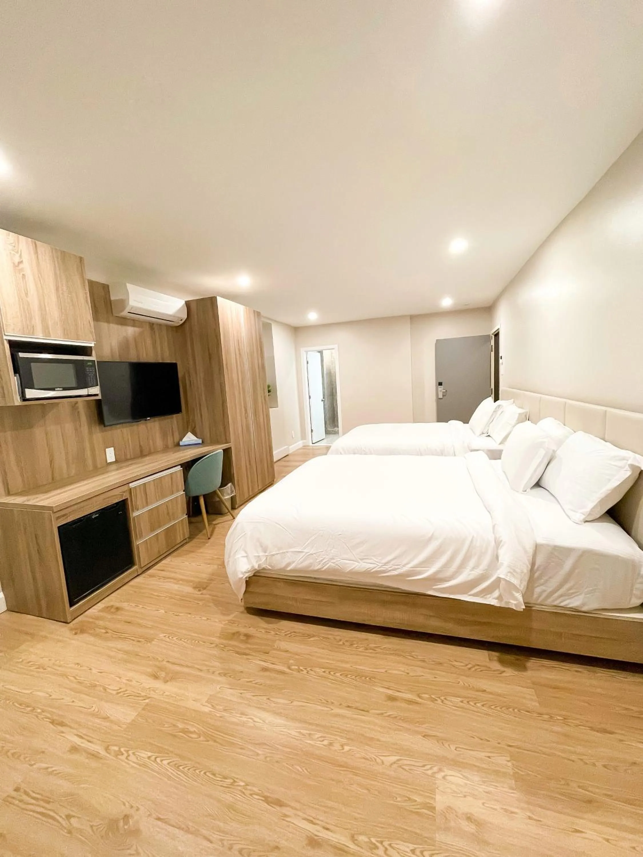 Bed in Hotel Saint-Andre