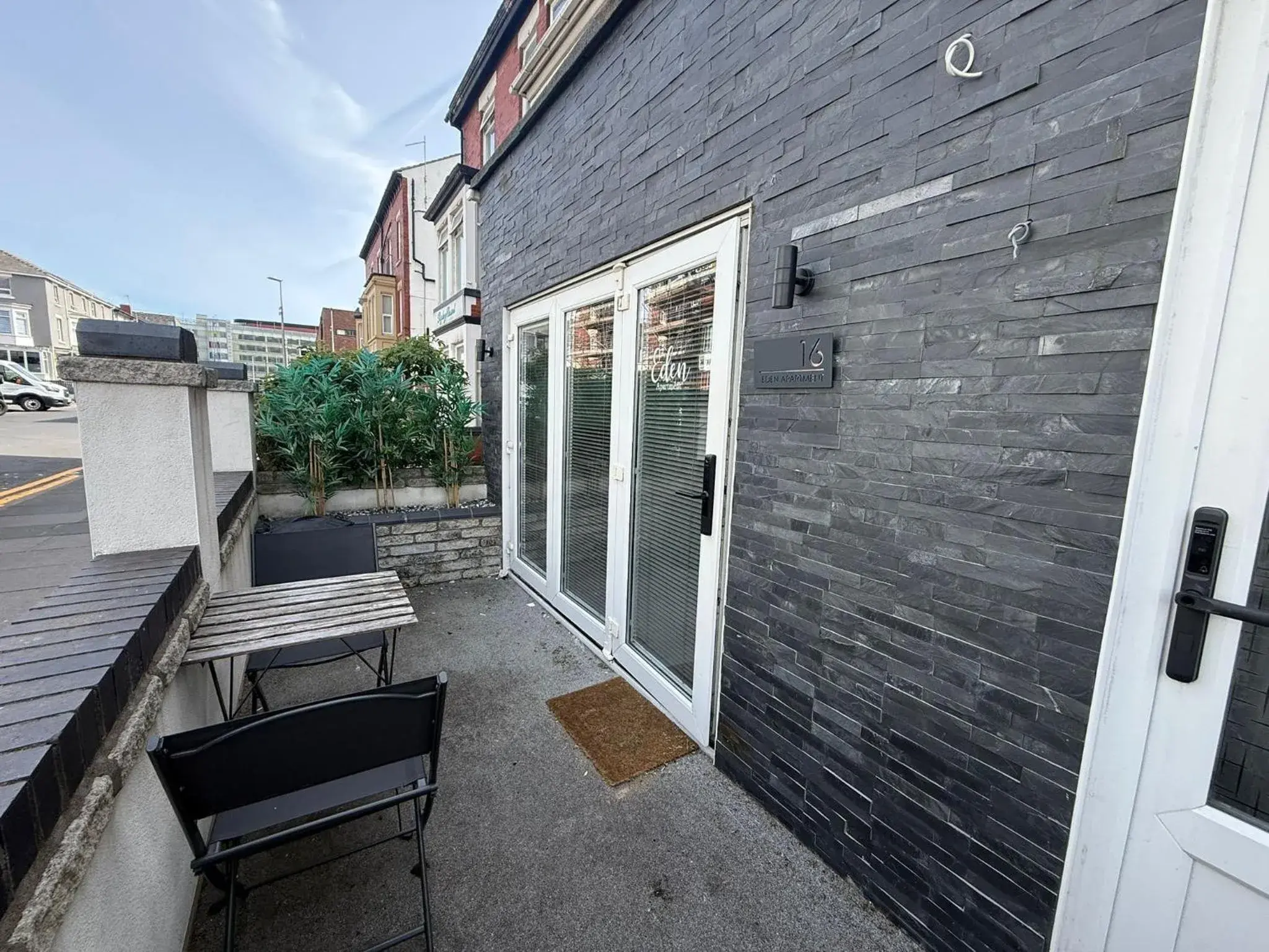 Property building in Eden Suite Sasco Apartments Property building in Eden Suite Sasco Apartments