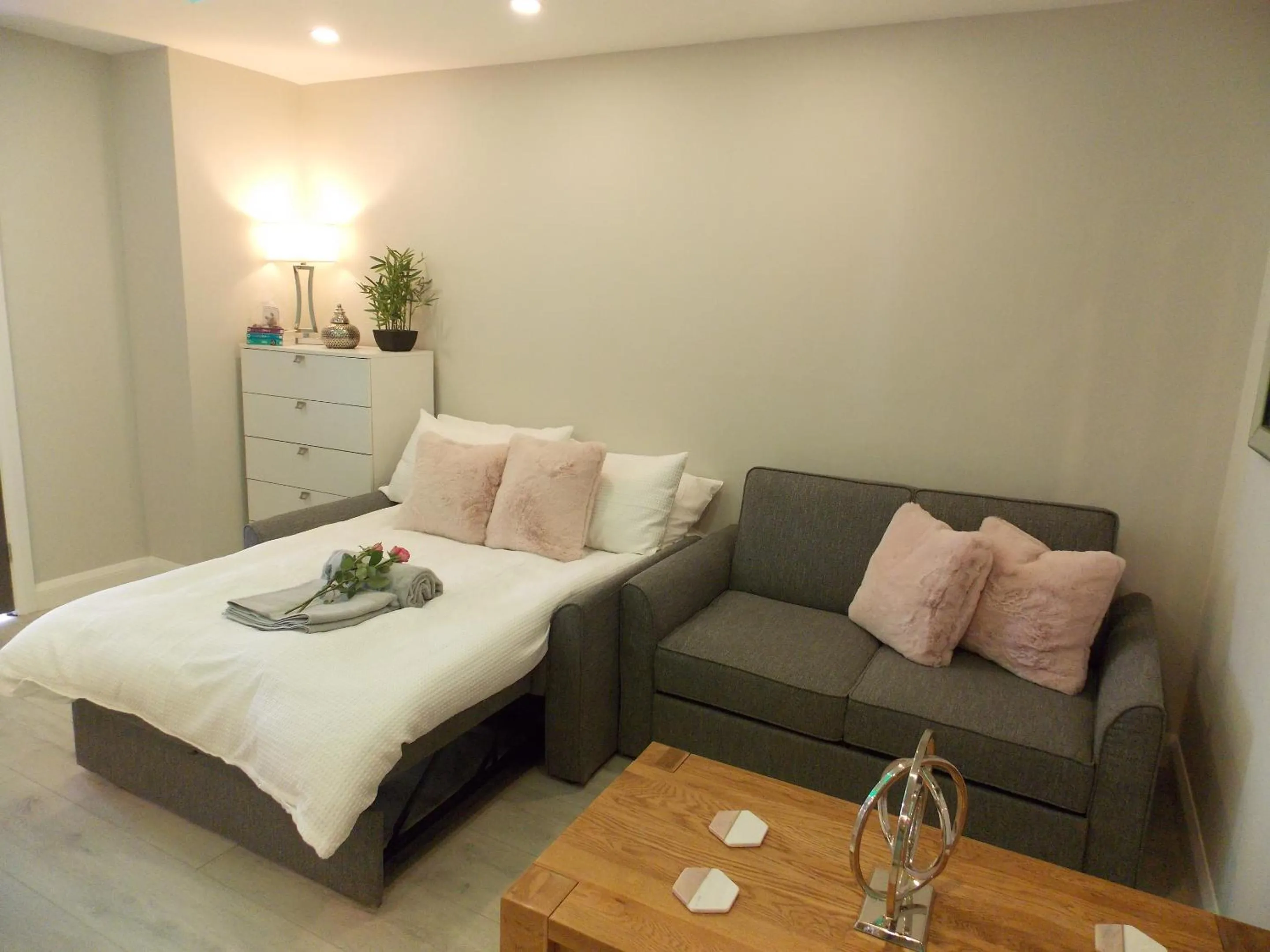 One-Bedroom Apartment in Eden Suite Sasco Apartments