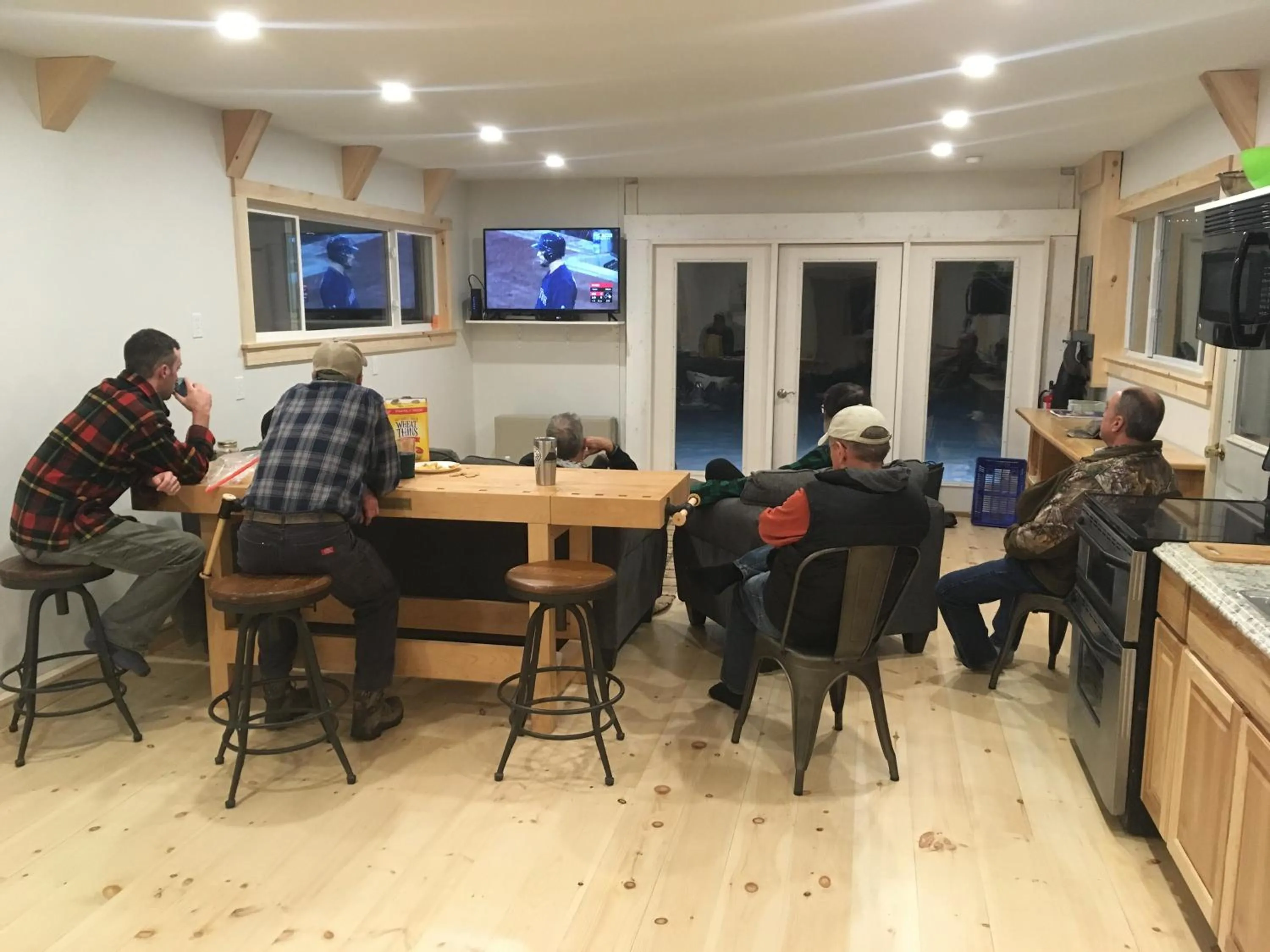 Communal lounge/ TV room in Mountain View Motel & Campground