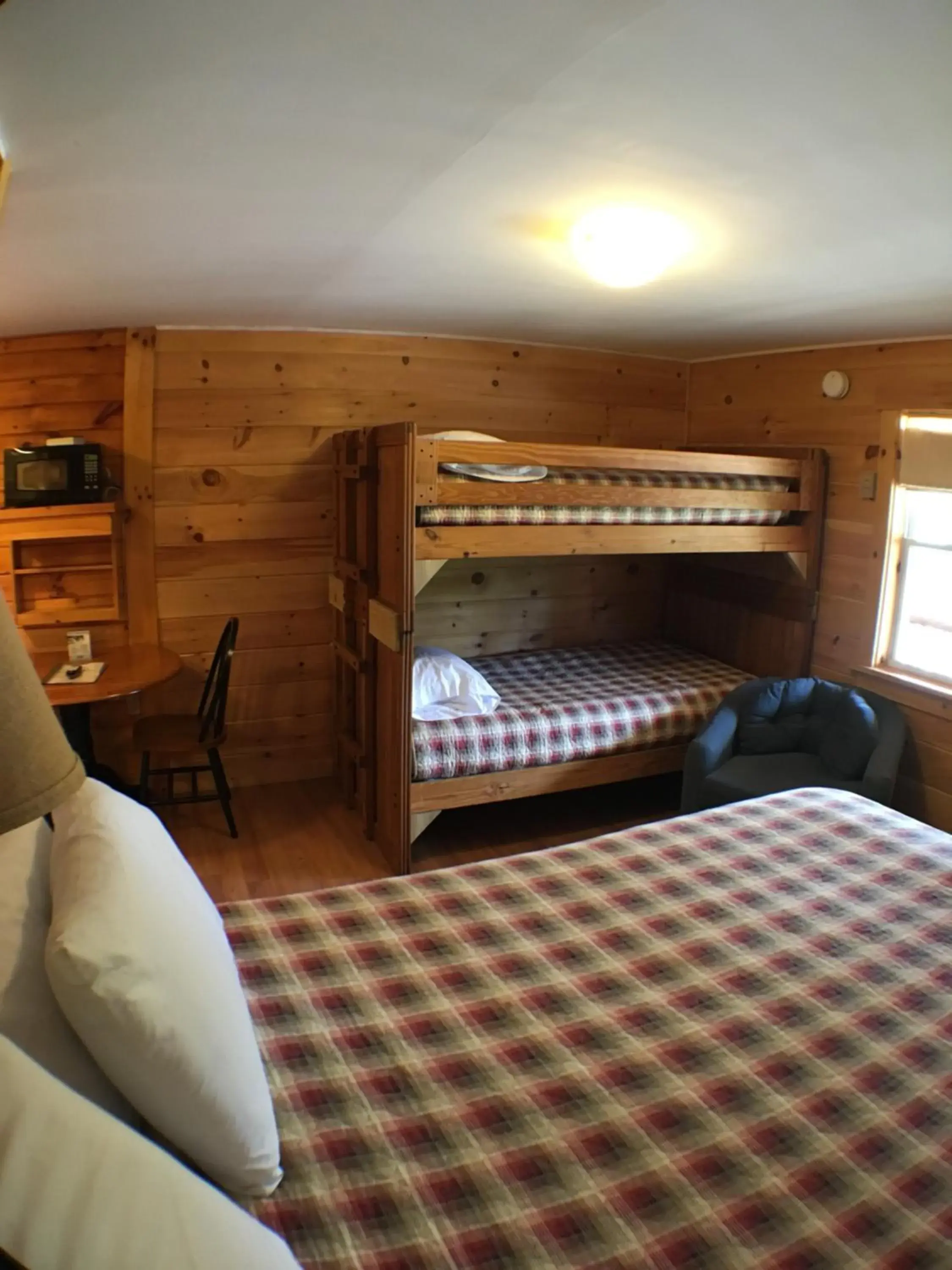 bunk bed, Bed in Mountain View Motel & Campground bunk bed, Bed in Mountain View Motel & Campground