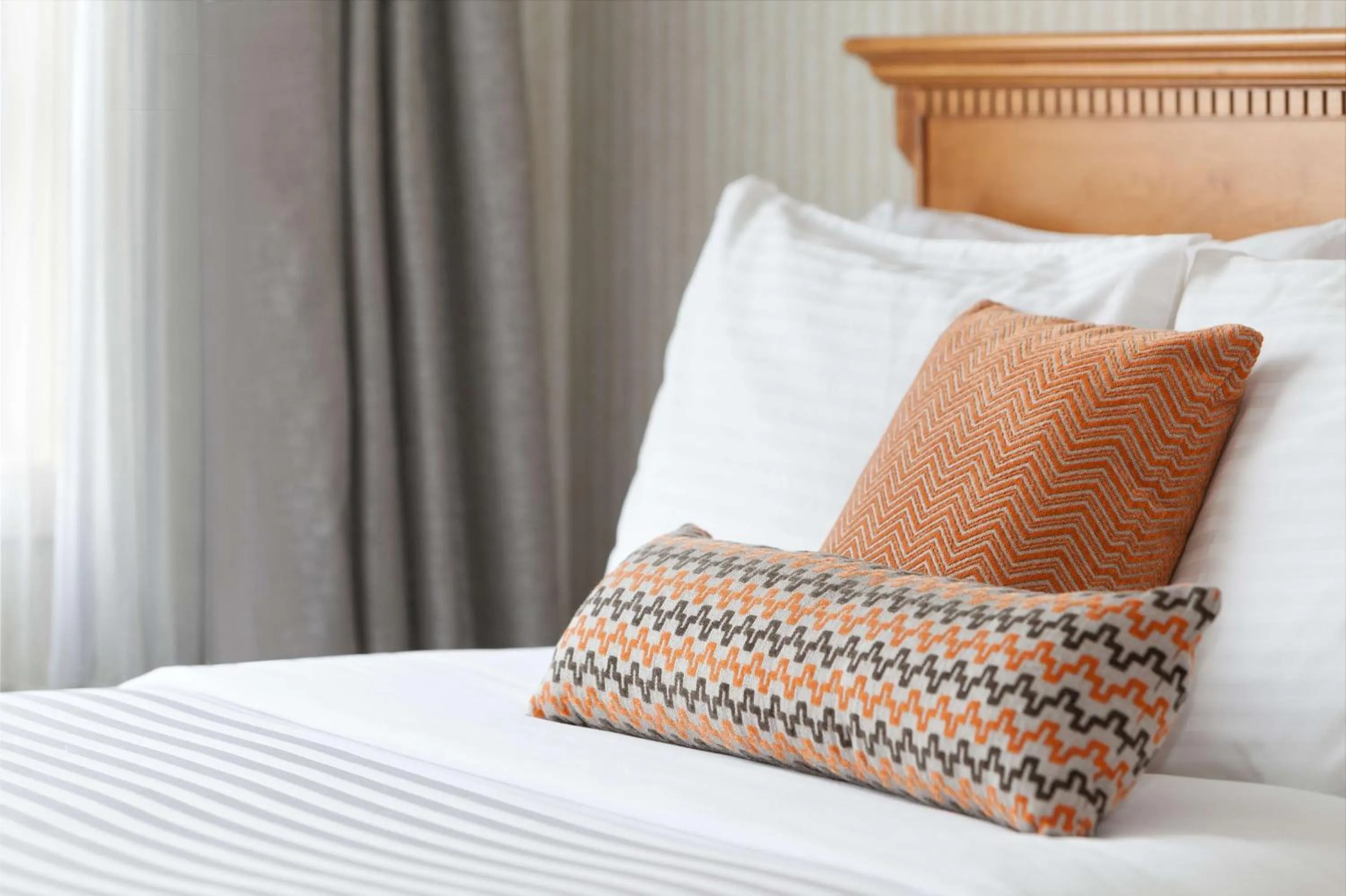 Bedroom, Bed in Listel Whistler, a Coast Hotel