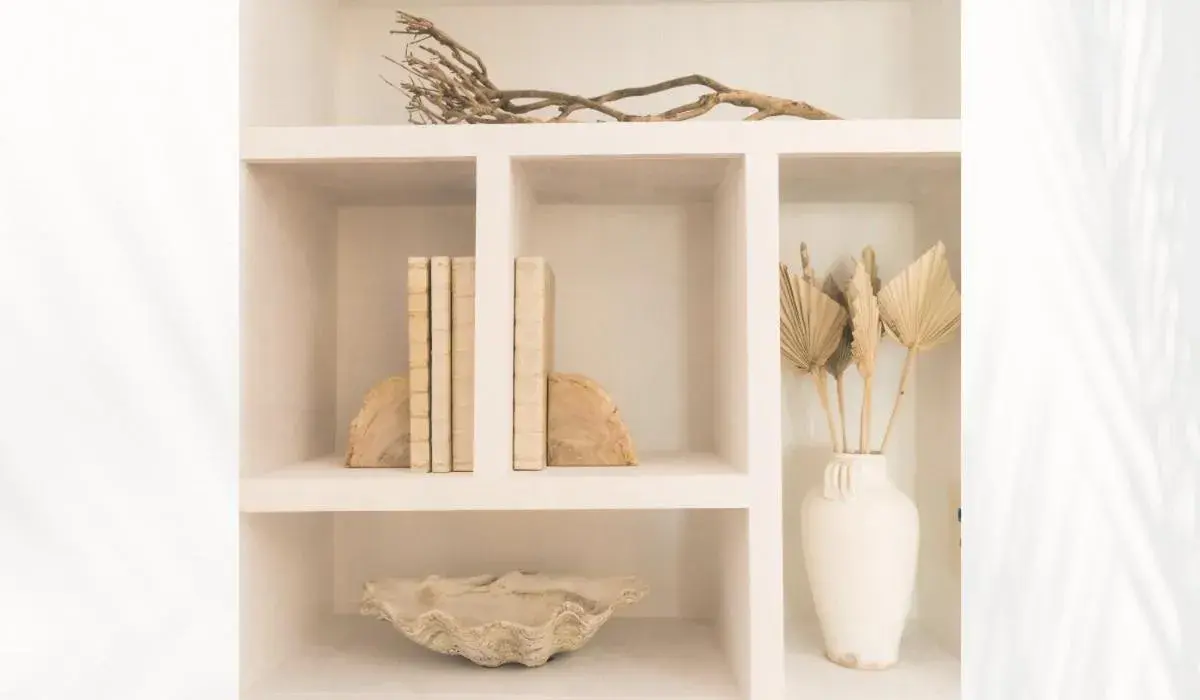 Decorative detail in Oyster Bay Boutique Hotel Decorative detail in Oyster Bay Boutique Hotel