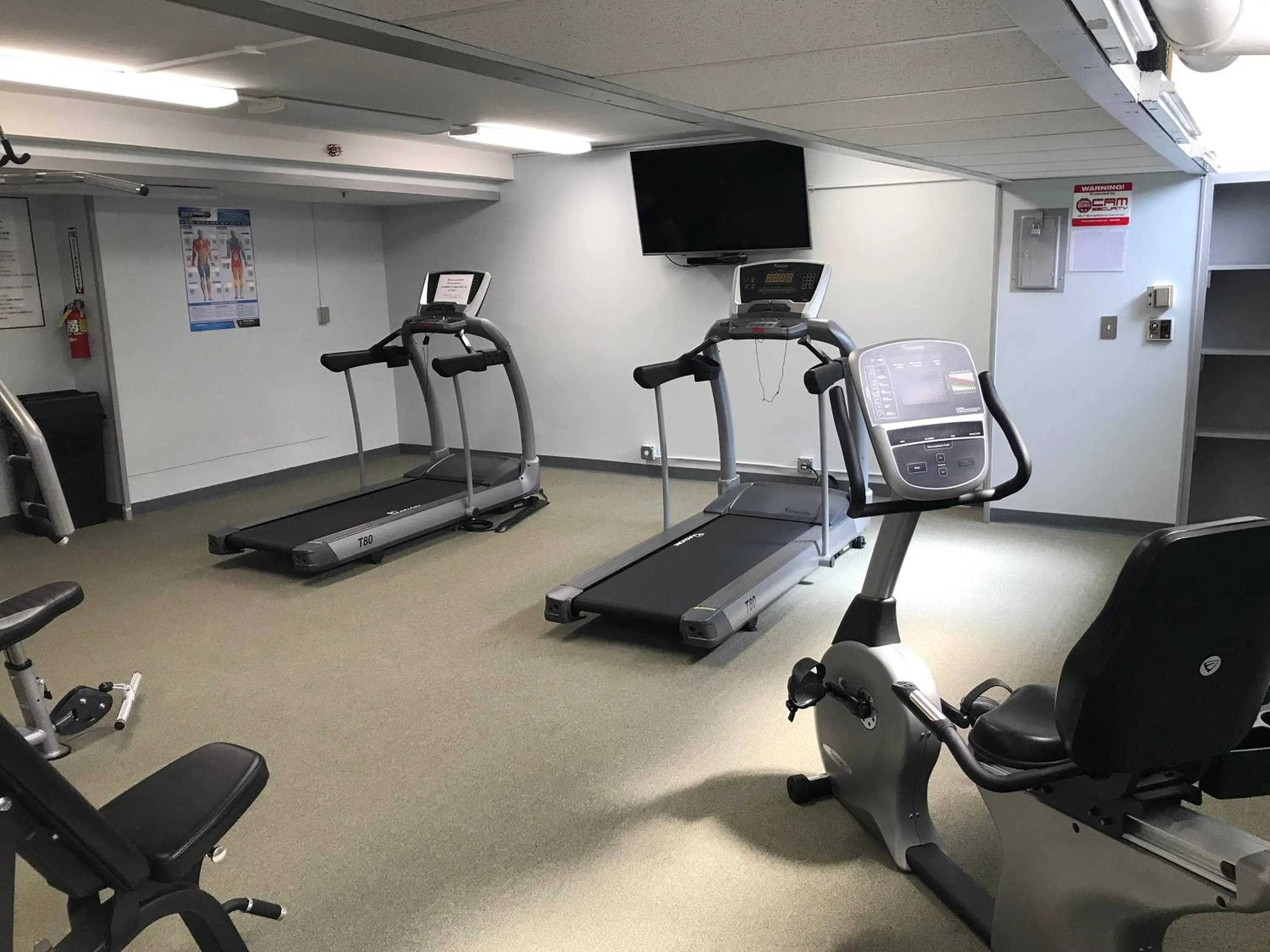 Fitness centre/facilities in Diamond Head View Close to Waikiki Beach with Parking