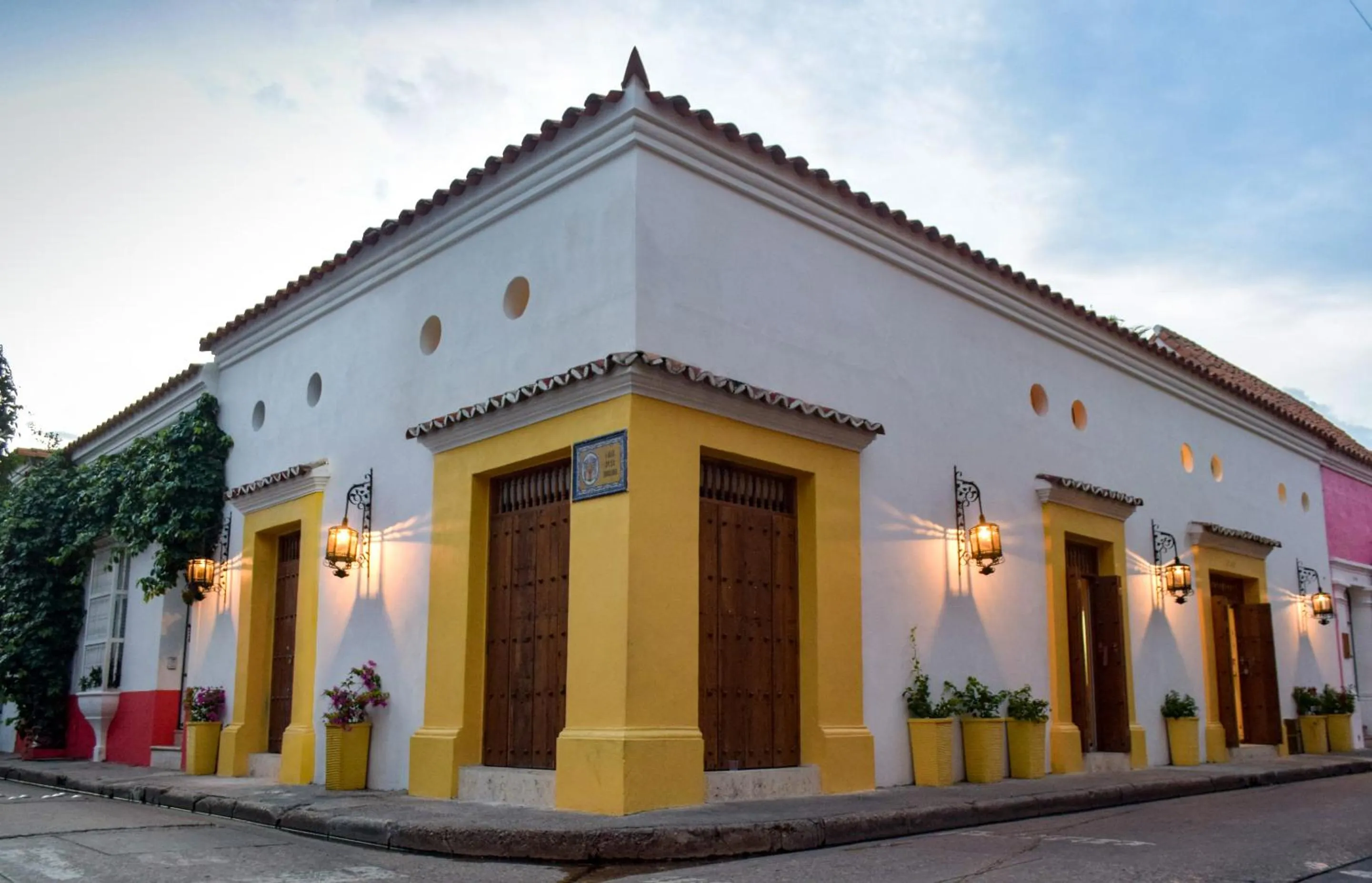 Property building in Hotel Boutique Callecitas de San Diego