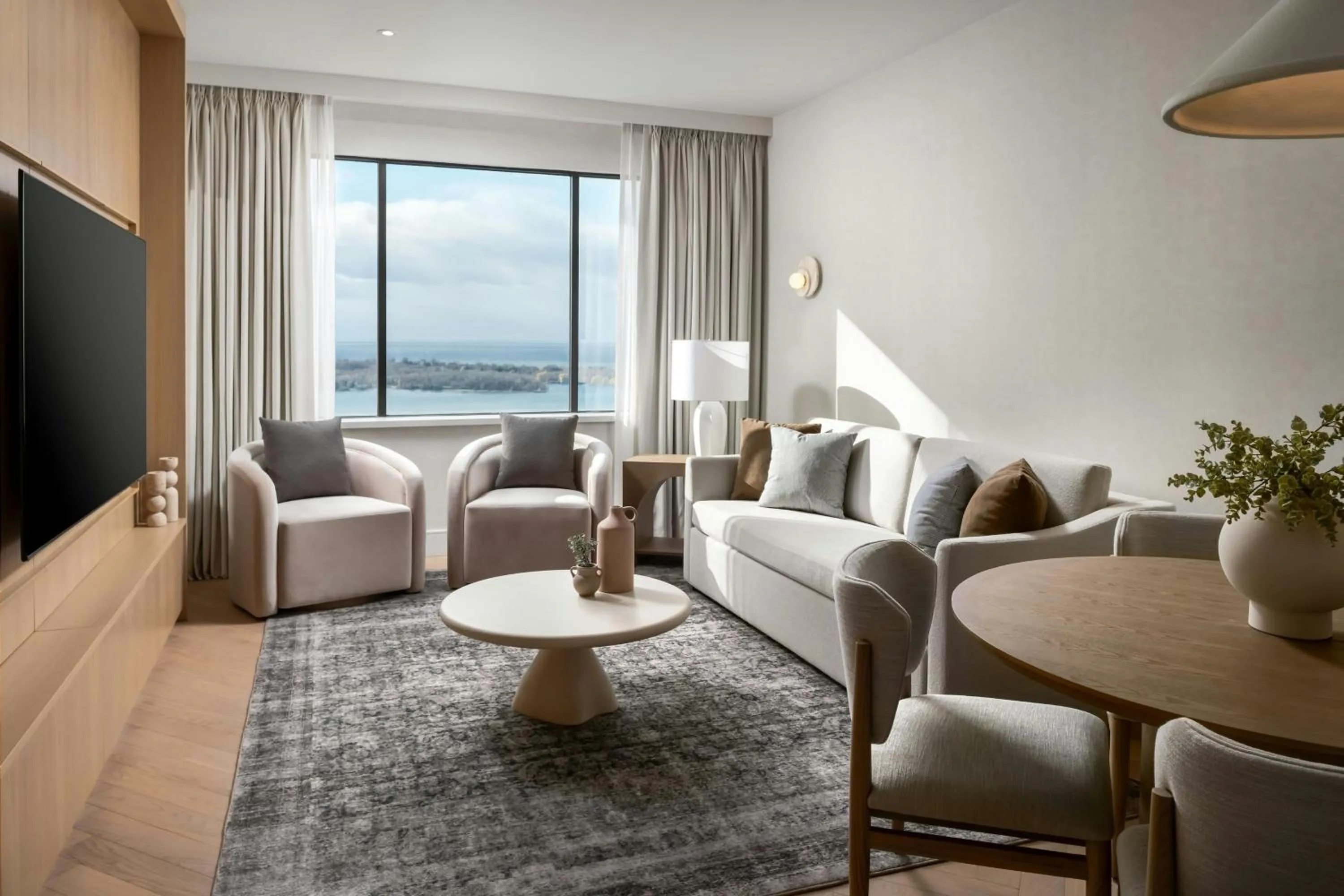 Living room in The Westin Harbour Castle, Toronto