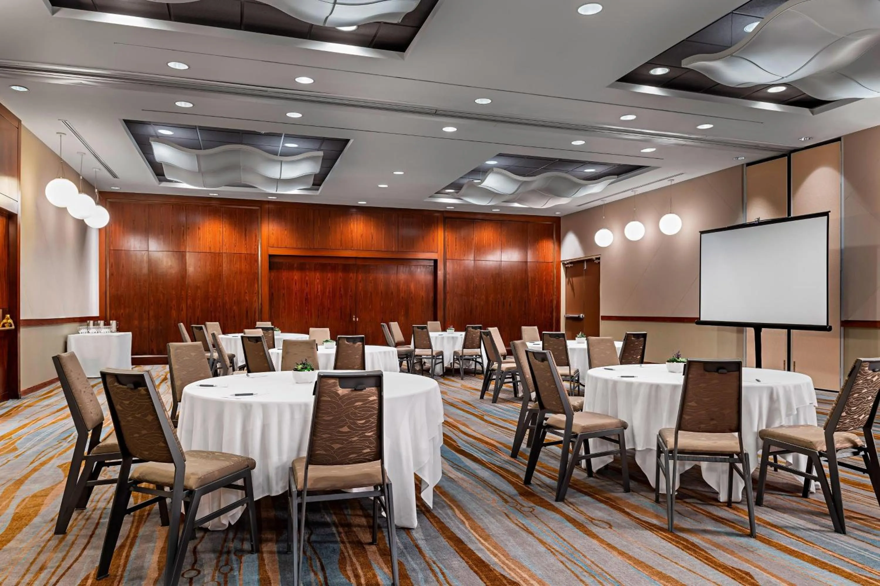 Meeting/conference room in The Westin Harbour Castle, Toronto
