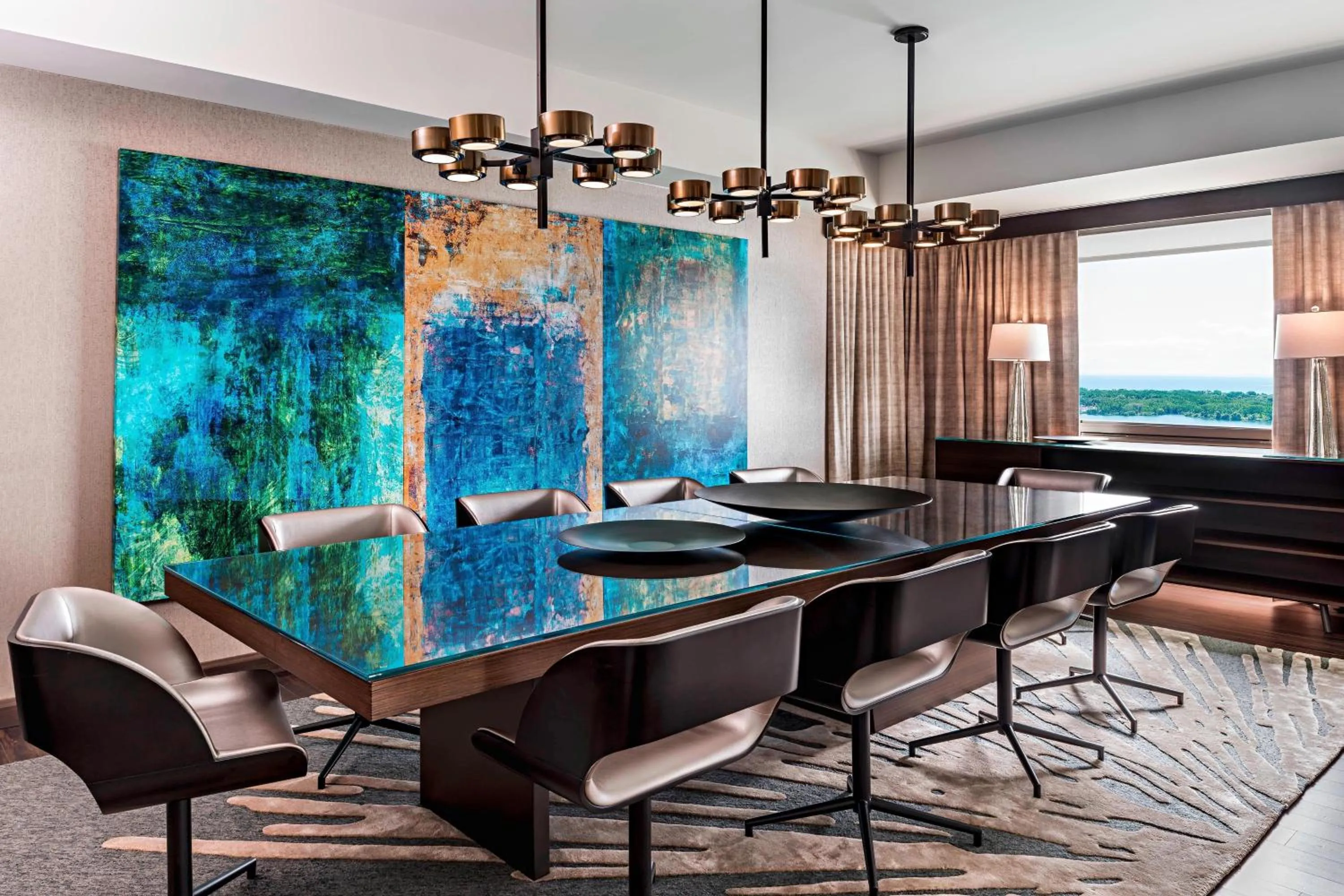 Living room in The Westin Harbour Castle, Toronto