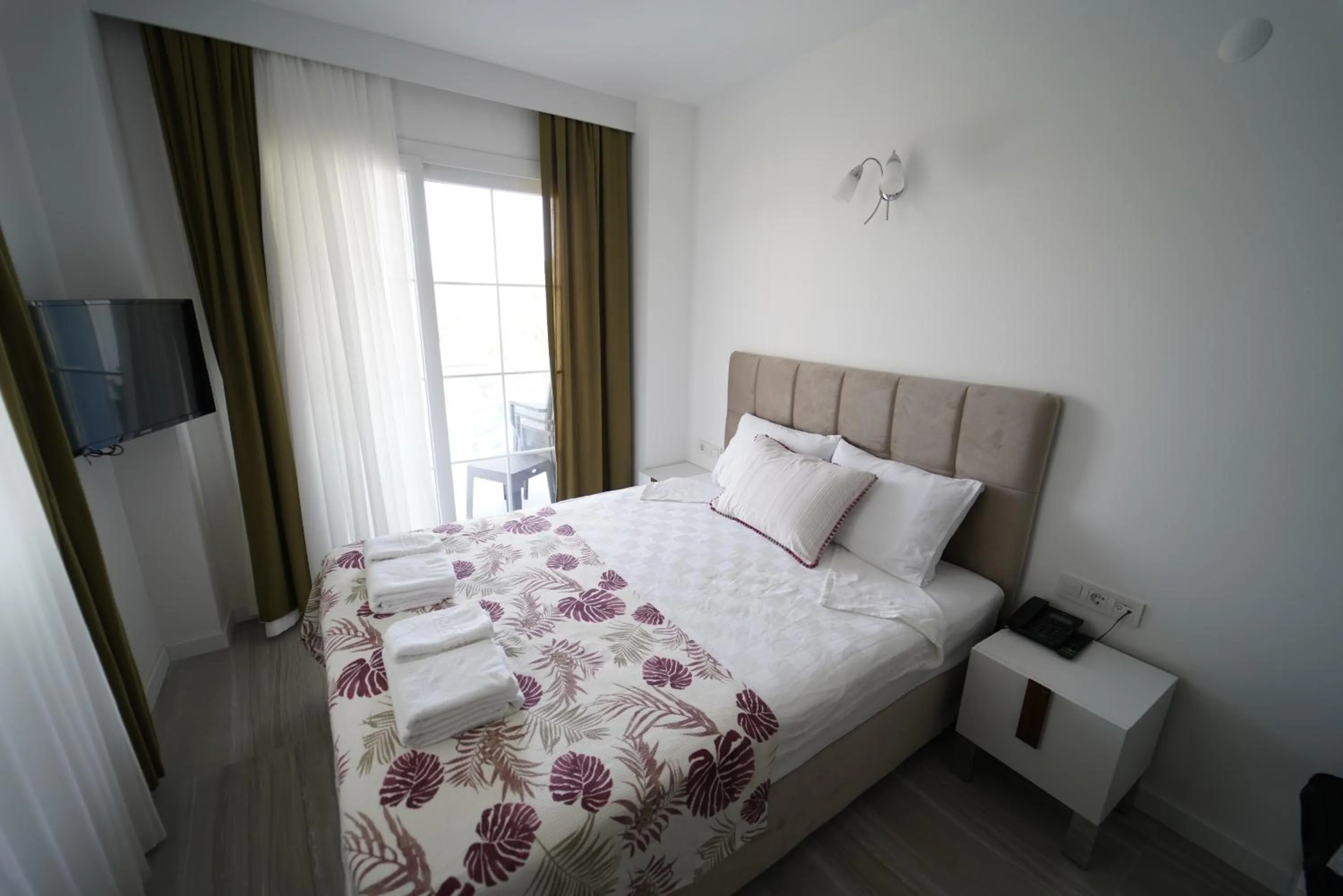 Bed in Tepehan by Özkul