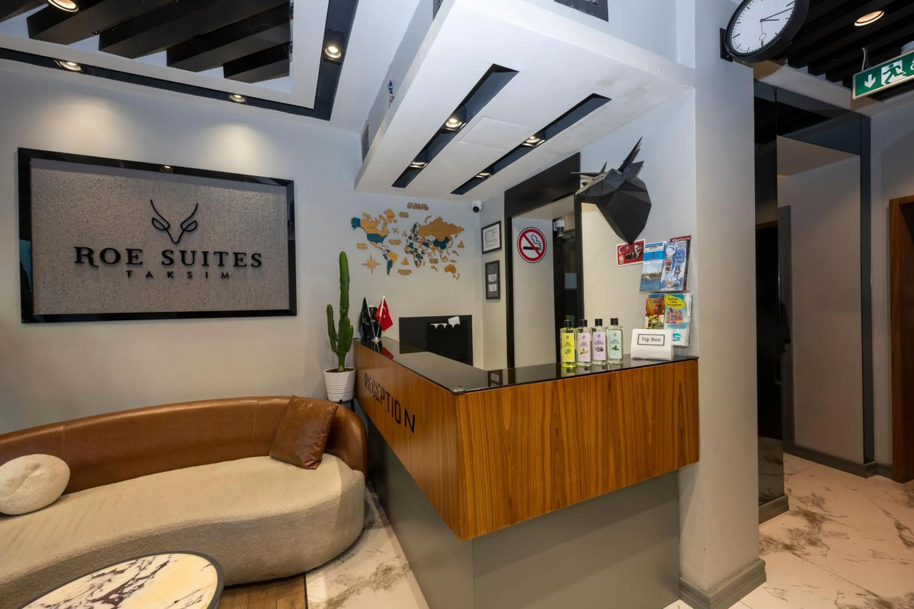 Property logo or sign in Roe Suite Hotel - TAKSIM