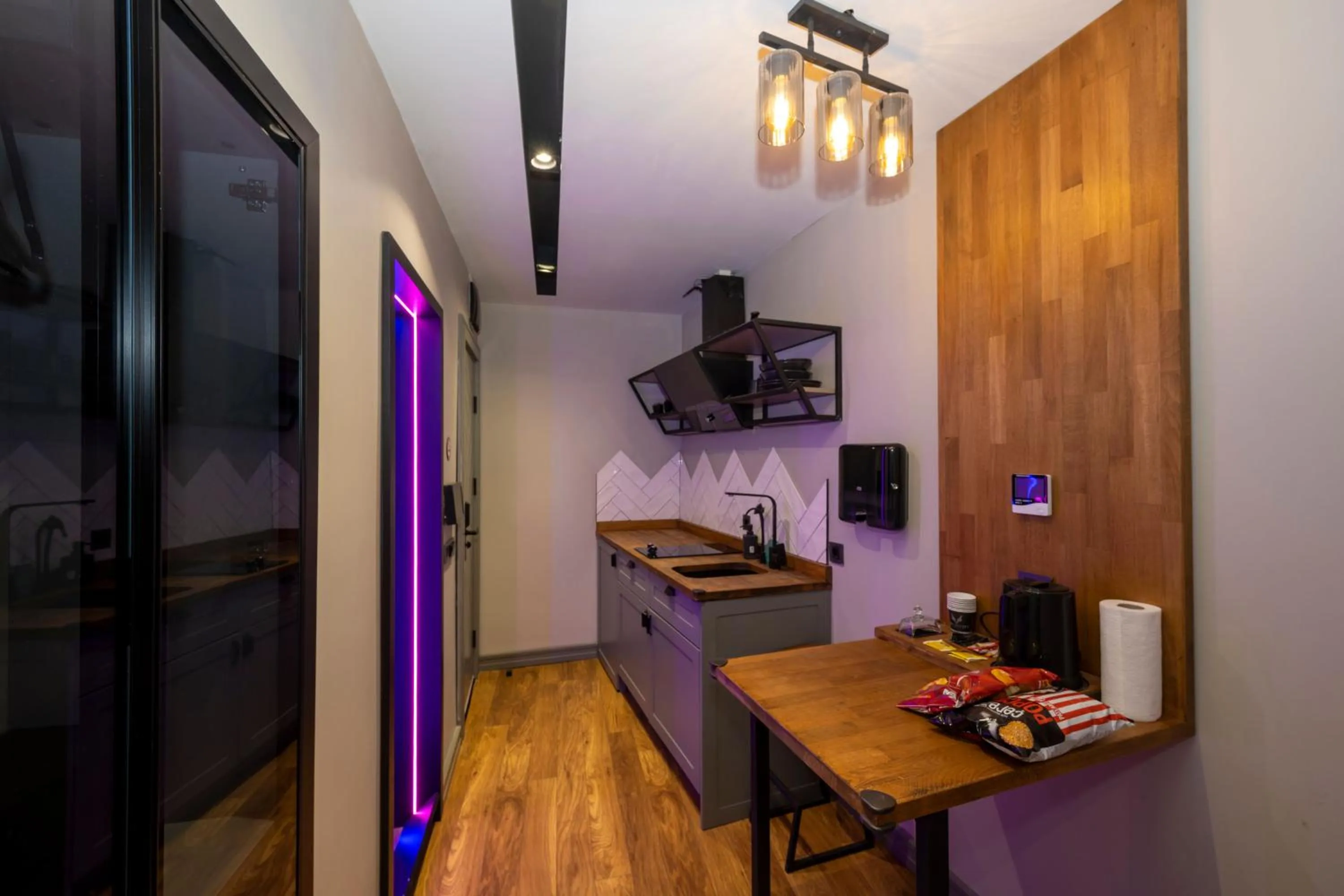 Kitchen or kitchenette in Roe Suite Hotel - TAKSIM