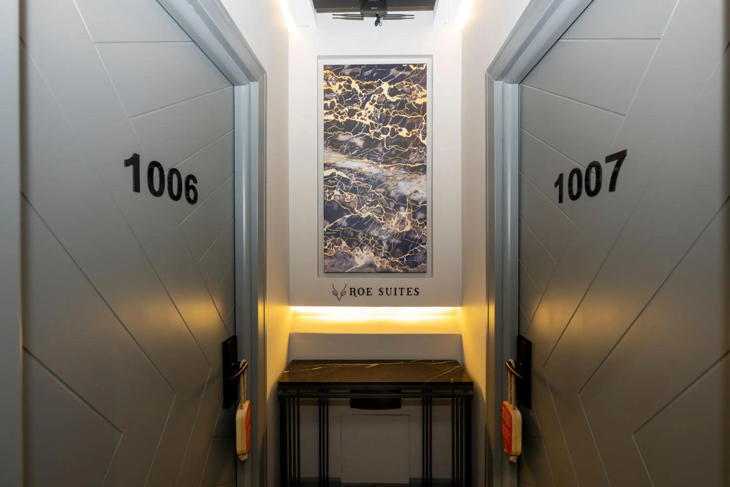 Decorative detail in Roe Suite Hotel - TAKSIM