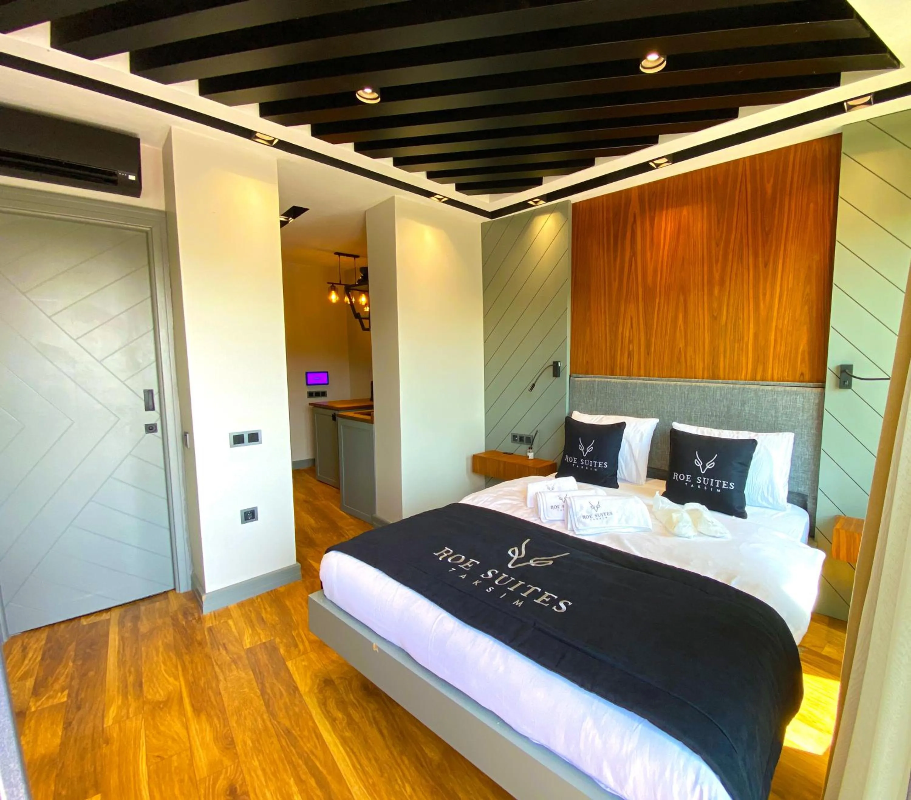 Bedroom, Bed in Roe Suite Hotel - TAKSIM