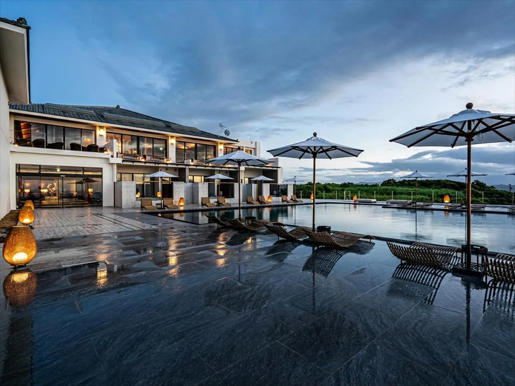Pool view in One Suite THE GRAND Pool view in One Suite THE GRAND