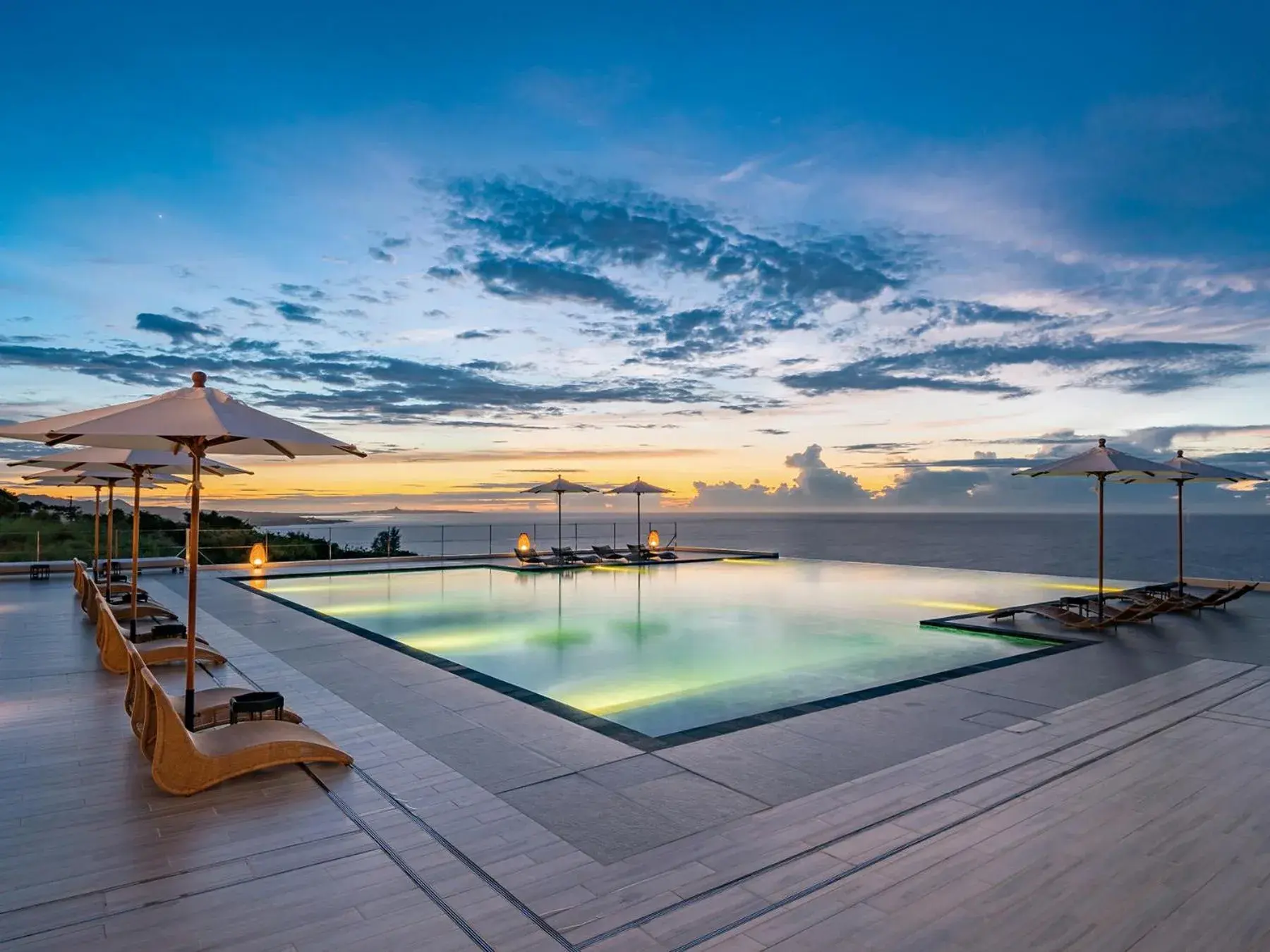 Swimming pool in One Suite THE GRAND Swimming pool in One Suite THE GRAND