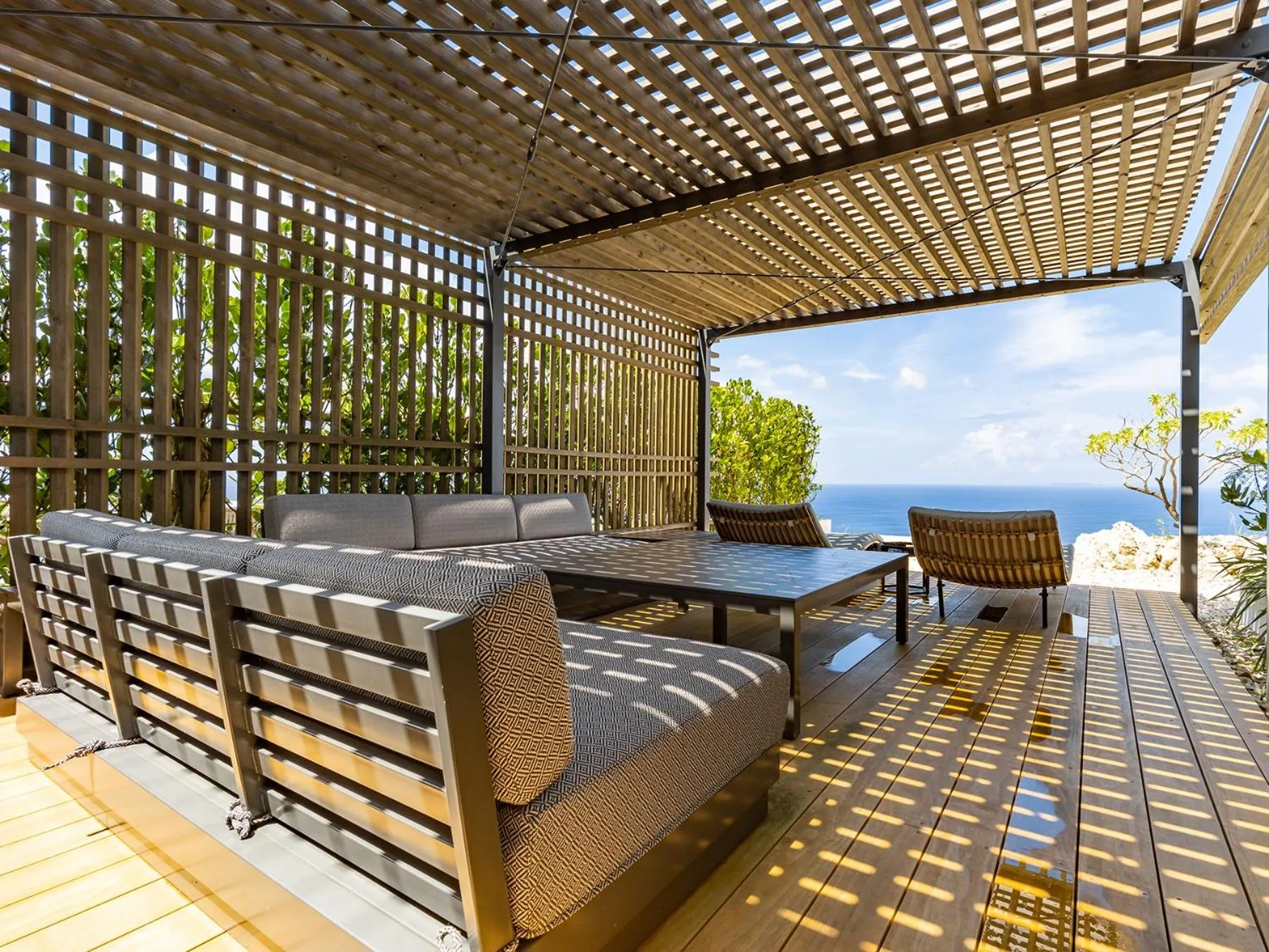 Garden in One Suite THE GRAND