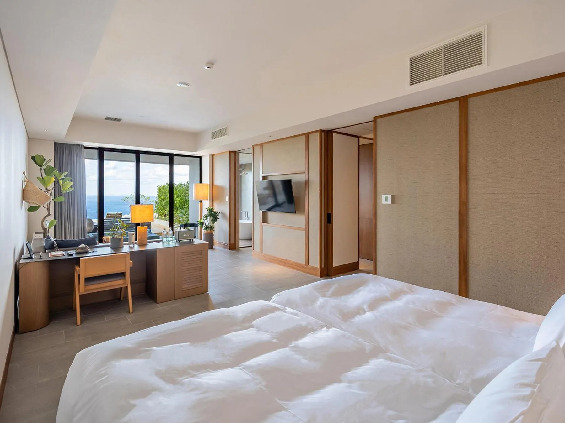 View (from property/room), Bed in One Suite THE GRAND