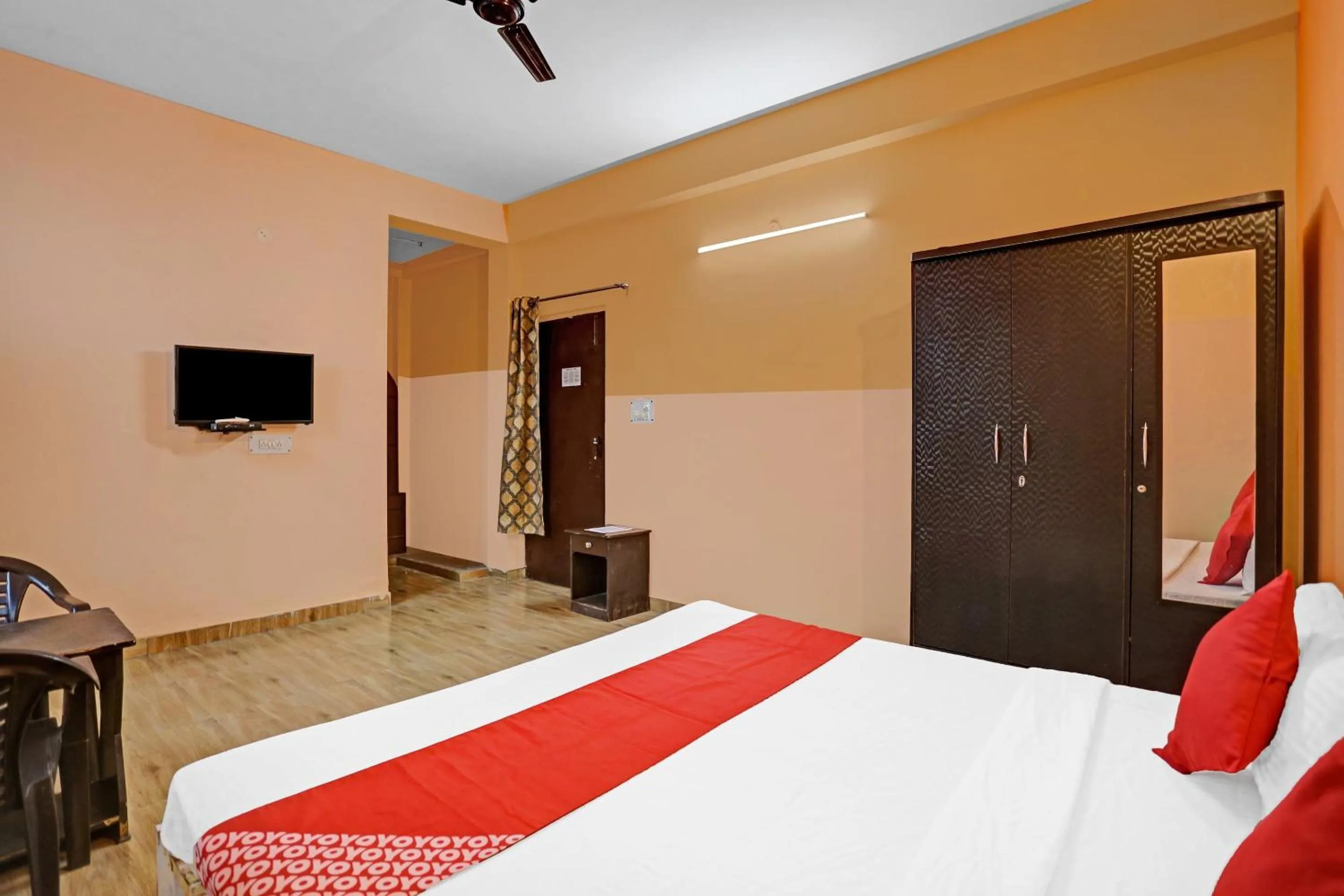 Bedroom in Hotel O Prince Residency