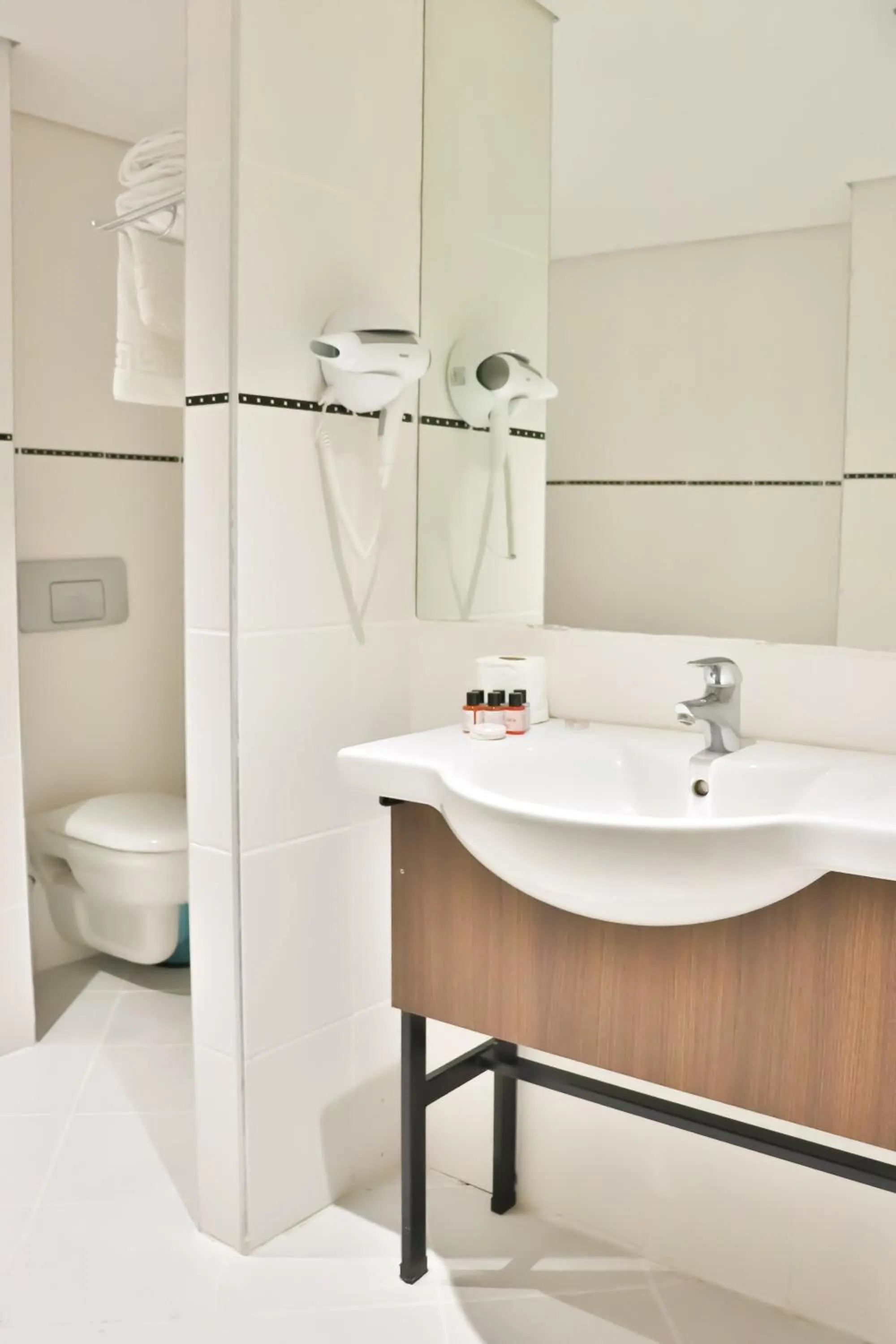 Shower in The Sign Degirmen Hotel&Spa Wellness