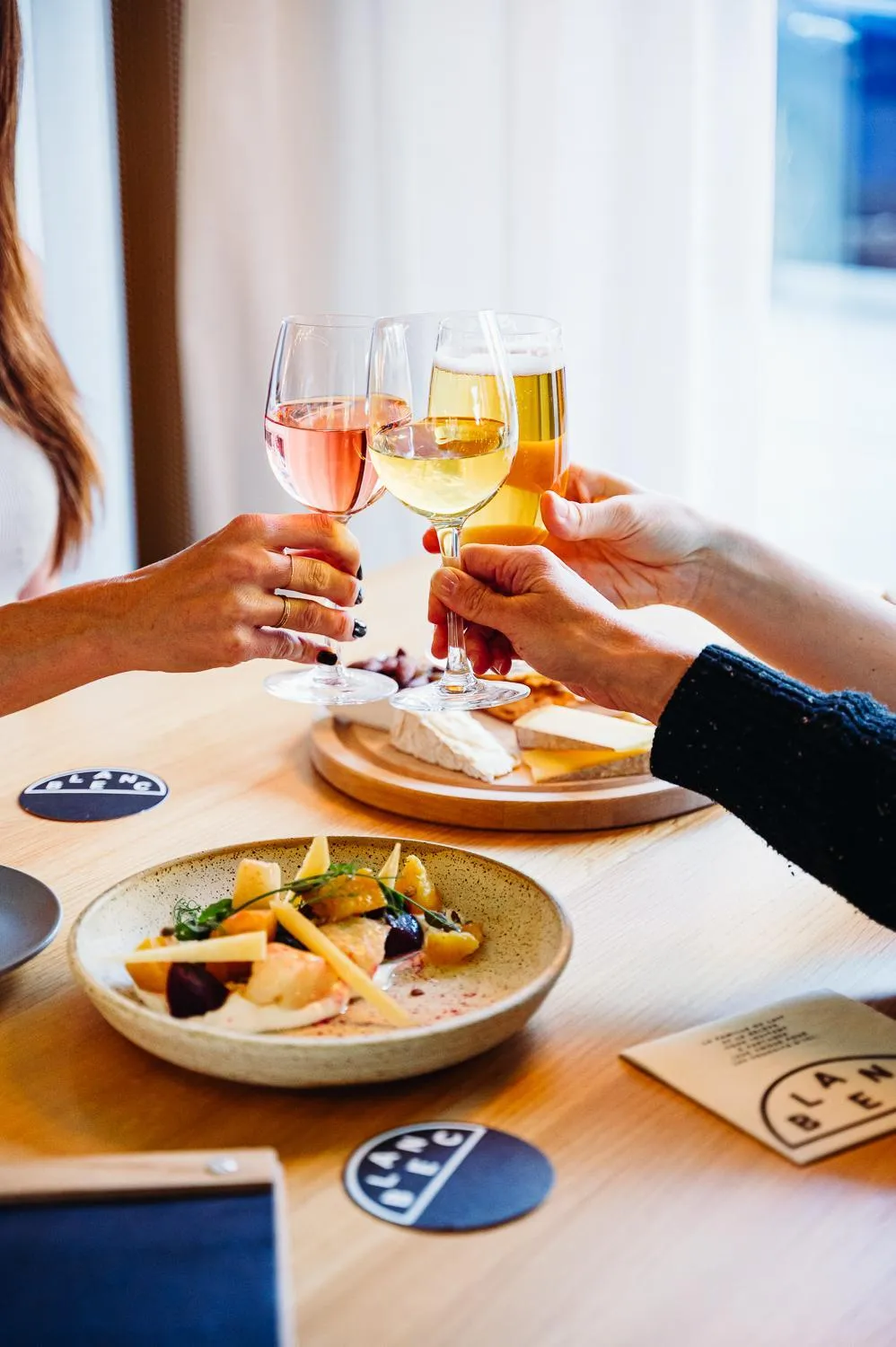 Lounge or bar in Hôtel de l'ITHQ
