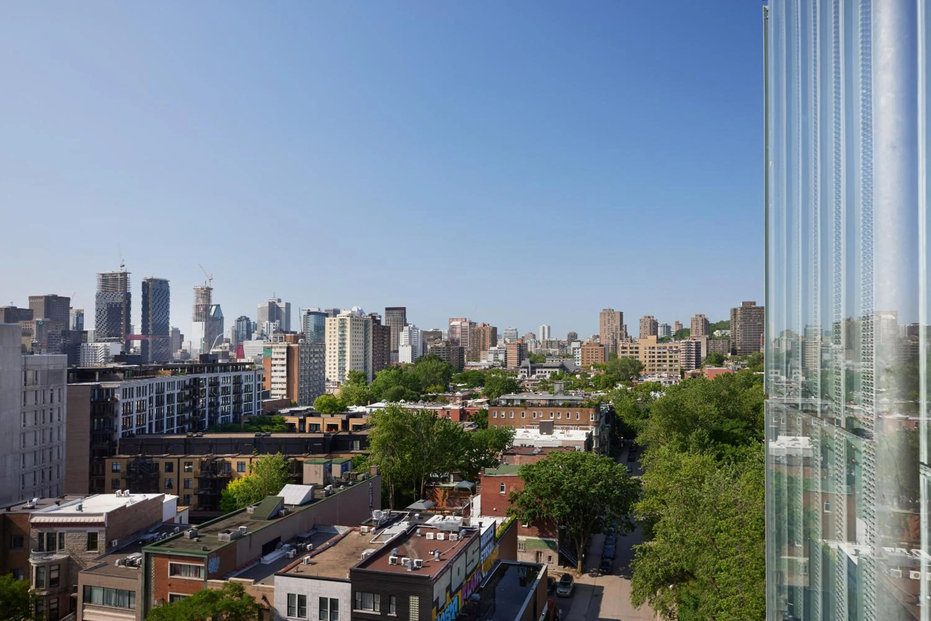 City view in Hôtel de l'ITHQ