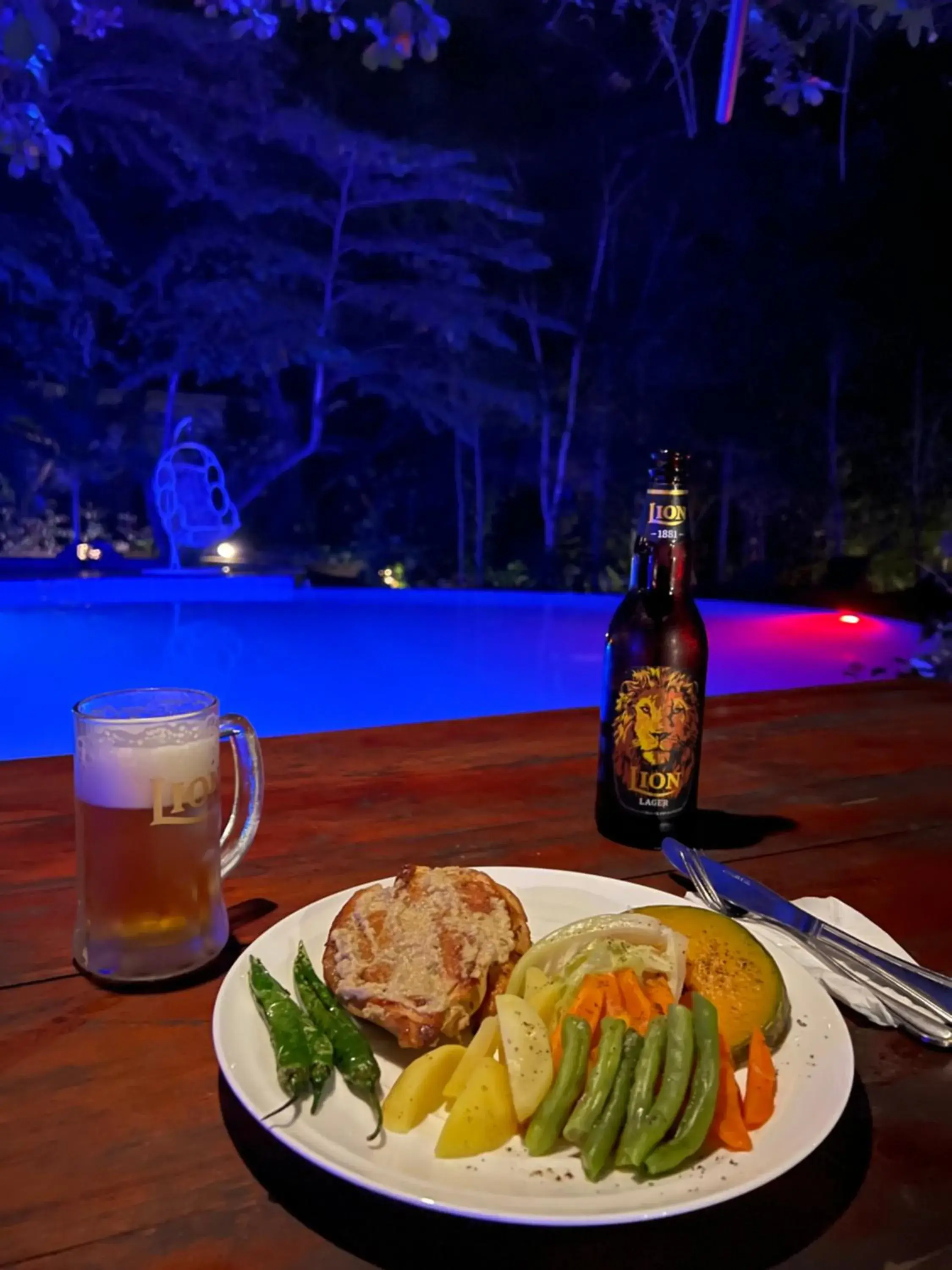 Food and drinks in Sundaras Resort & Spa Dambulla Food and drinks in Sundaras Resort & Spa Dambulla