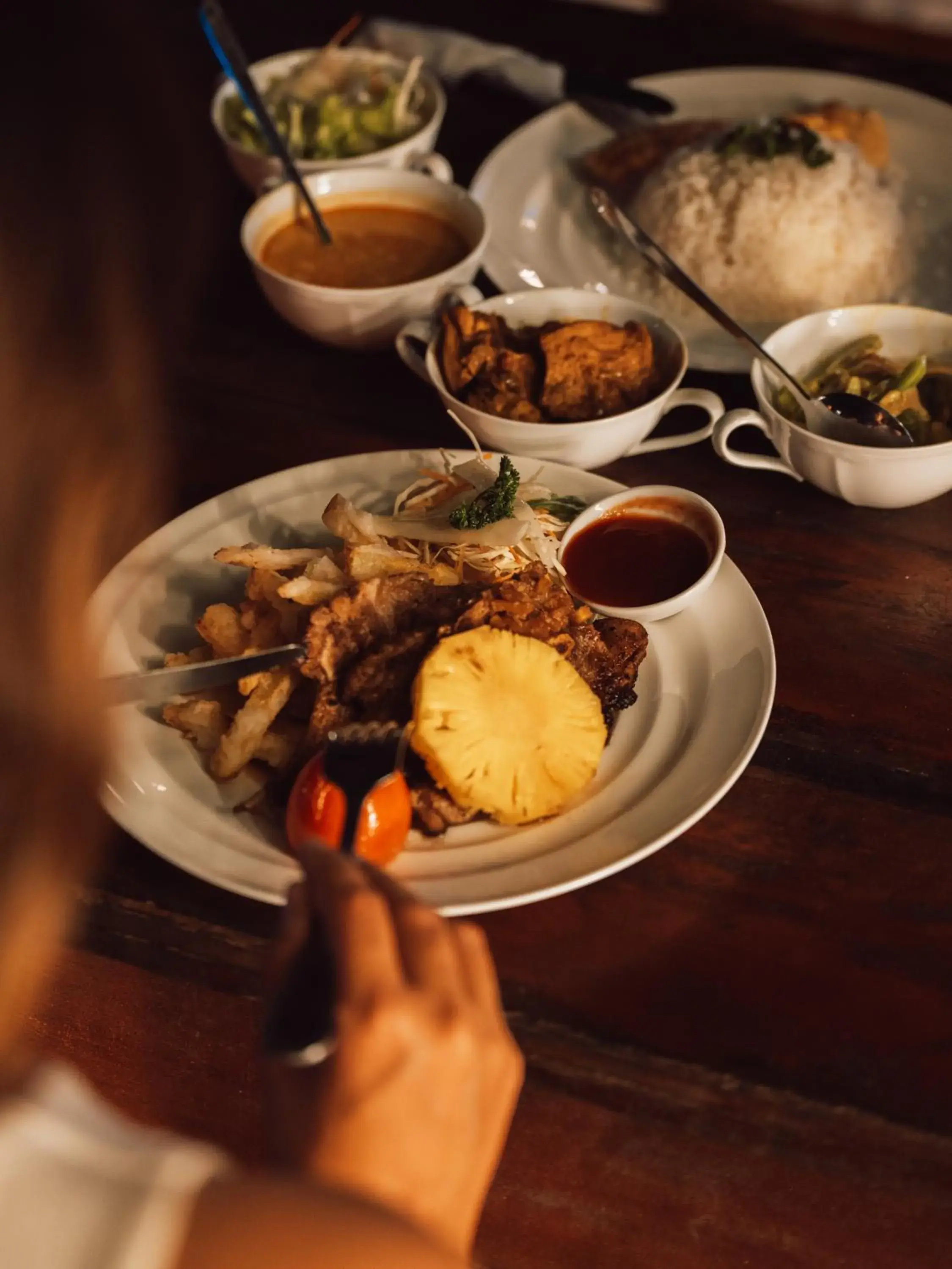 Restaurant/places to eat in Sundaras Resort & Spa Dambulla Restaurant/places to eat in Sundaras Resort & Spa Dambulla