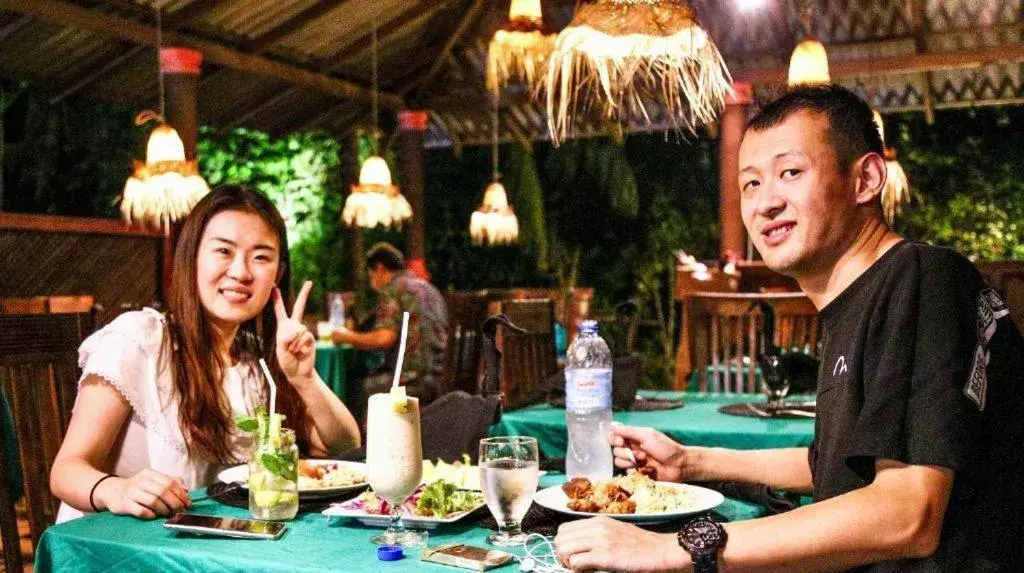 Restaurant/places to eat in Sundaras Resort & Spa Dambulla Restaurant/places to eat in Sundaras Resort & Spa Dambulla