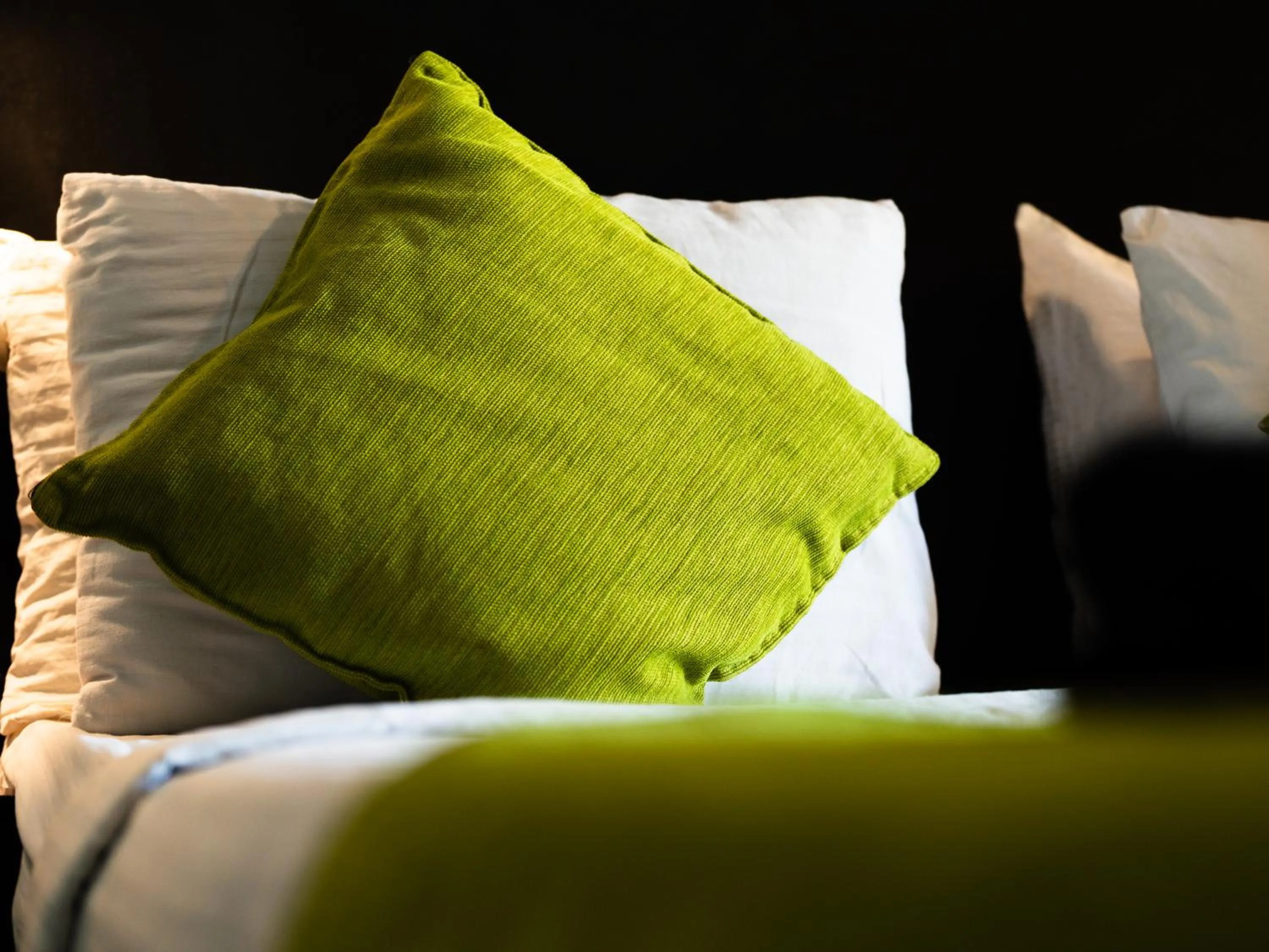 Bed in Sundaras Resort & Spa Dambulla