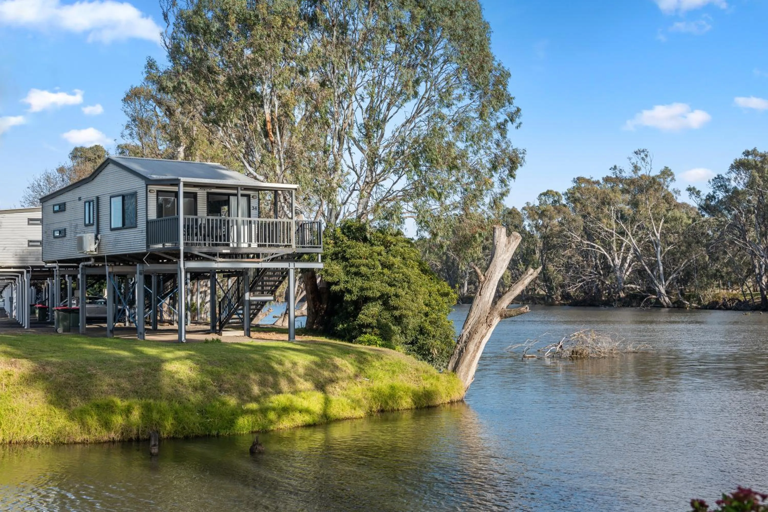 Property building in Discovery Parks - Nagambie Lakes