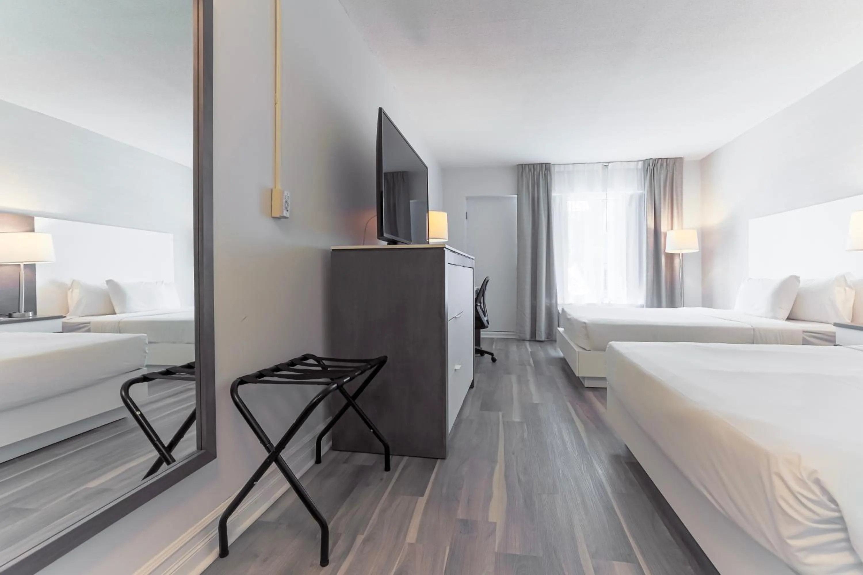 Bed in Hotel Universel