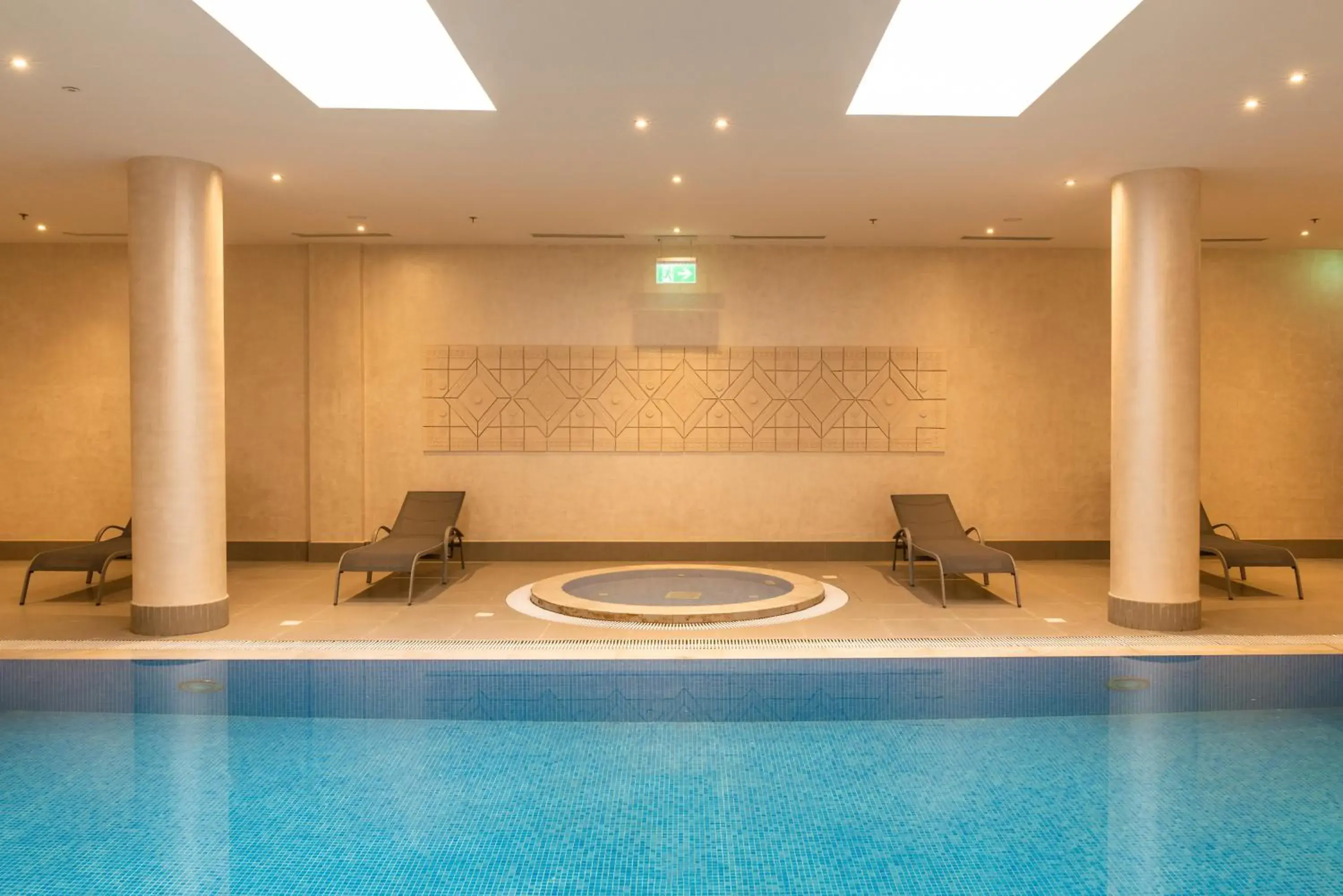 Swimming pool in Dara Al Rayyan Swimming pool in Dara Al Rayyan