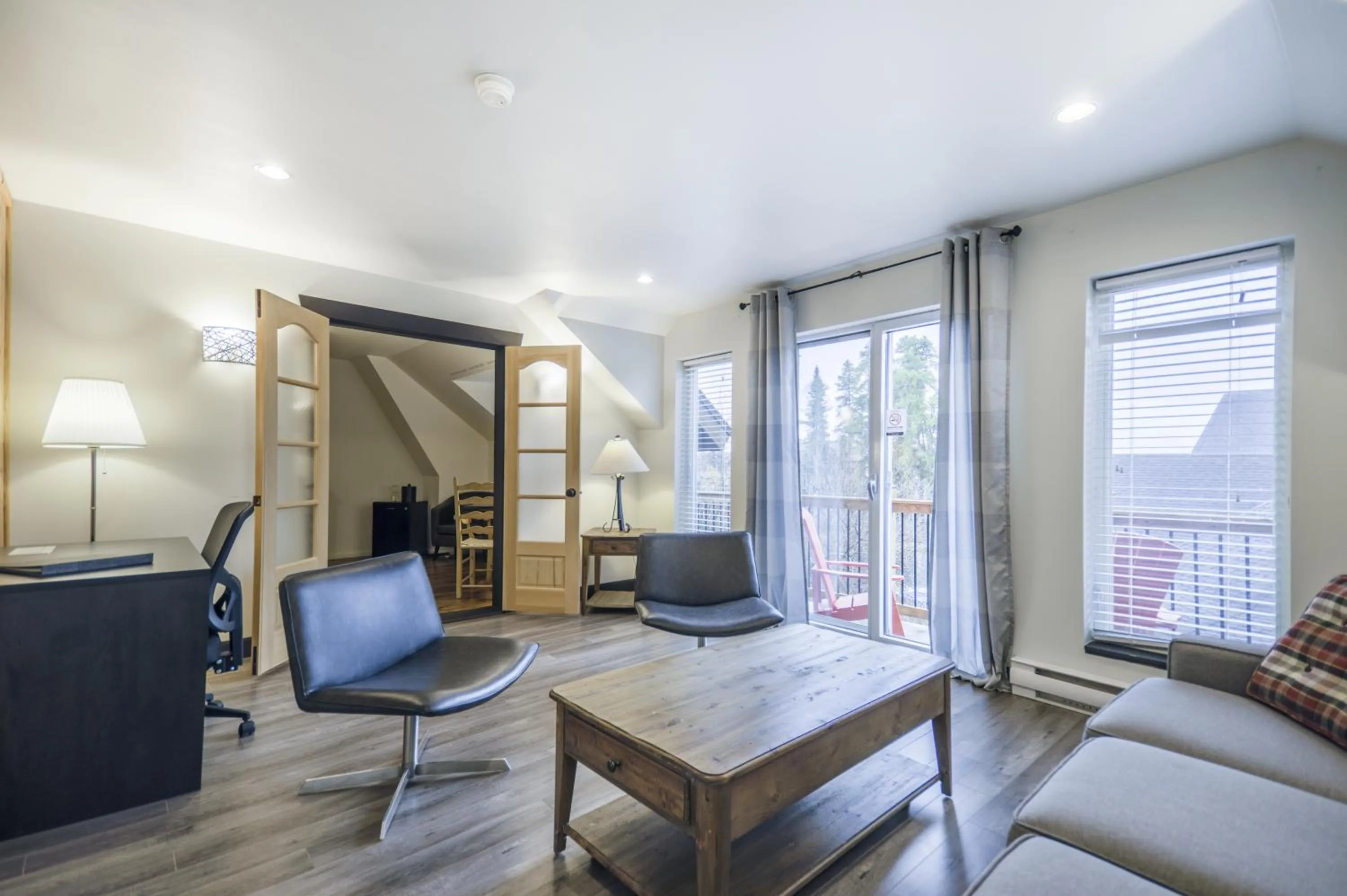 Living room in Auberge du Lac Taureau et Condos