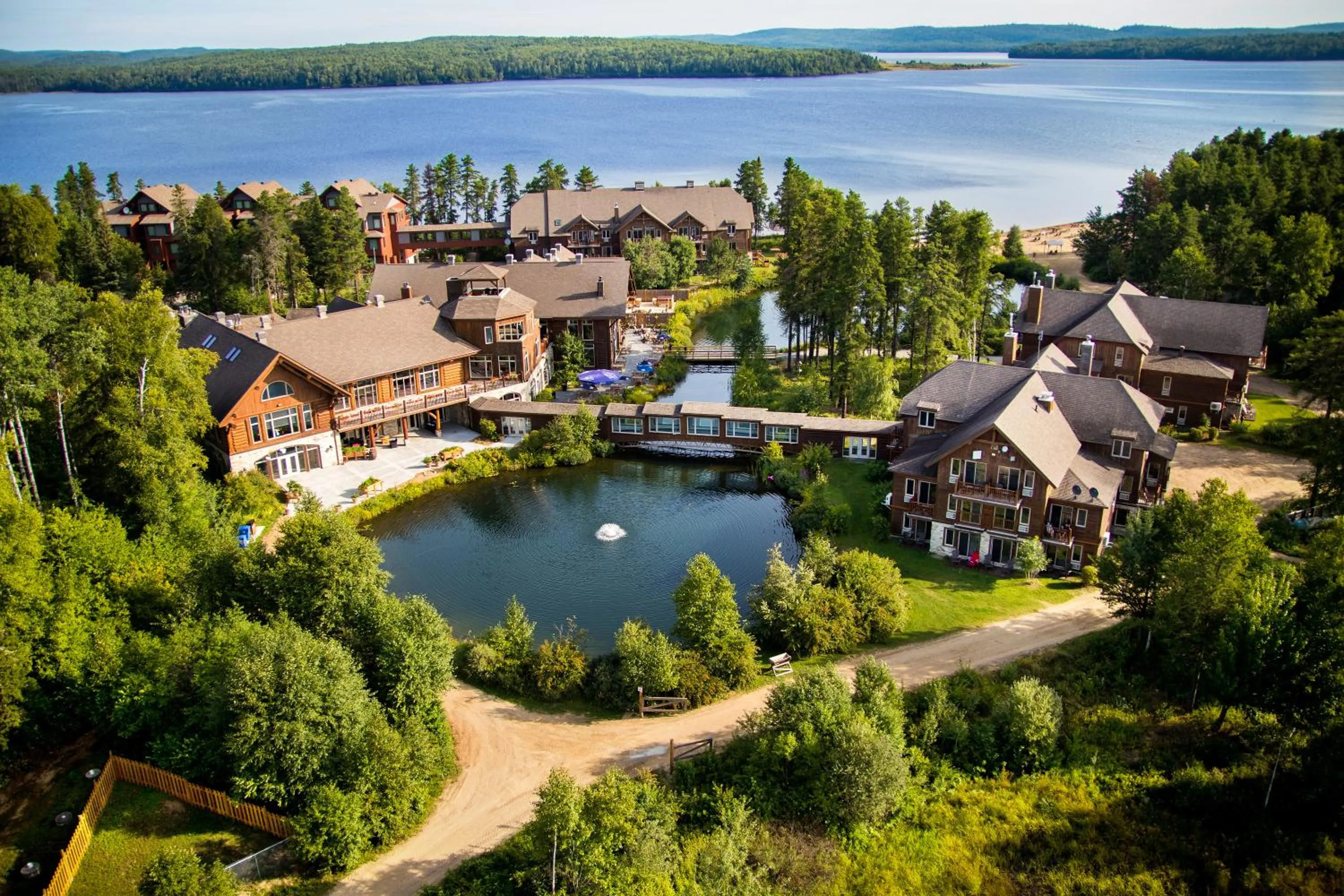 Auberge du Lac Taureau et Condos