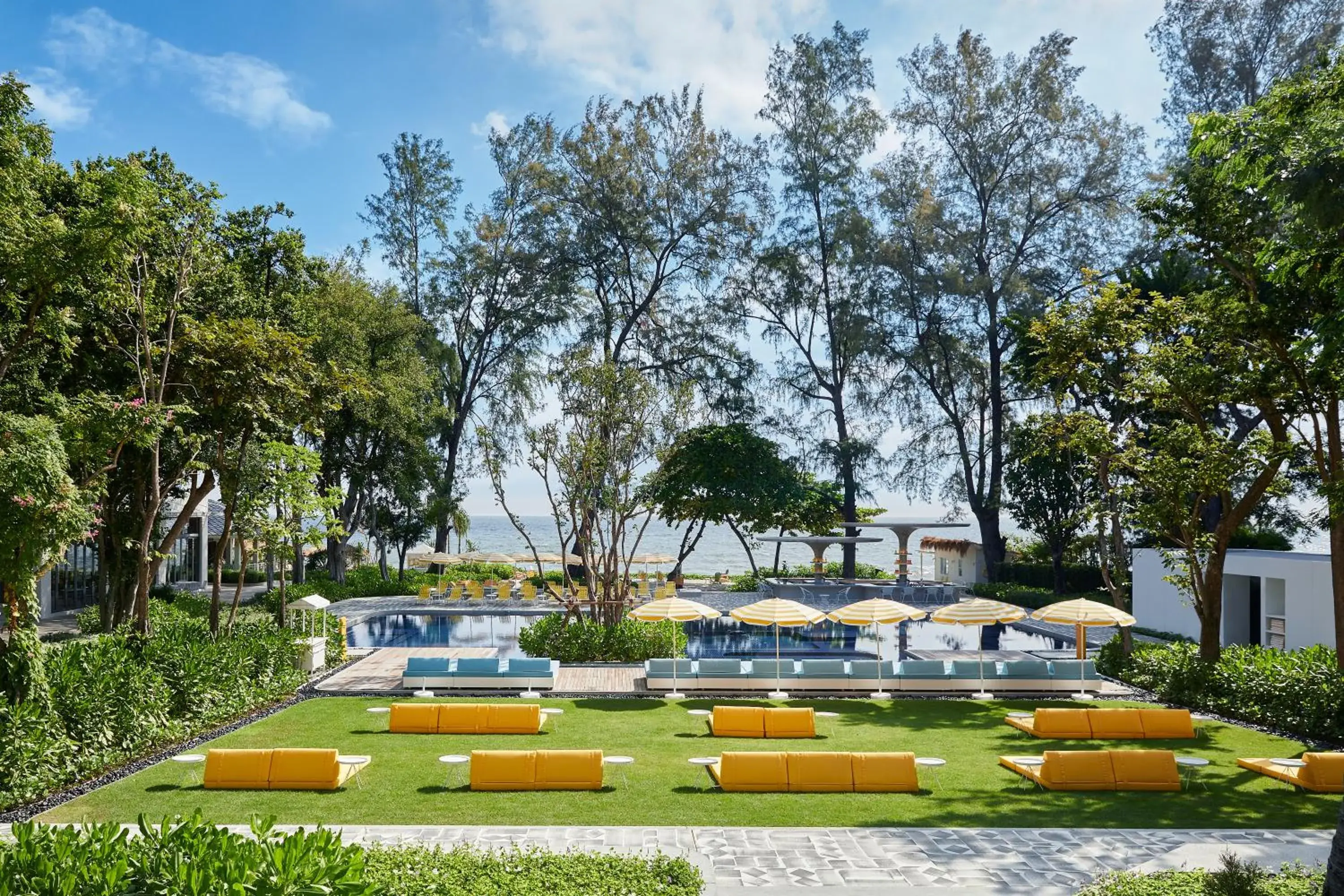 Swimming pool in The Standard, Hua Hin Swimming pool in The Standard, Hua Hin