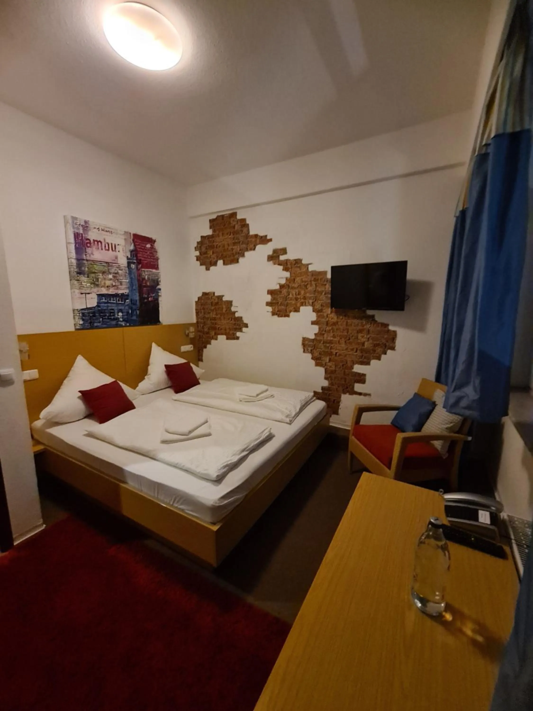 Bed in CCH Hamburg Zentrum