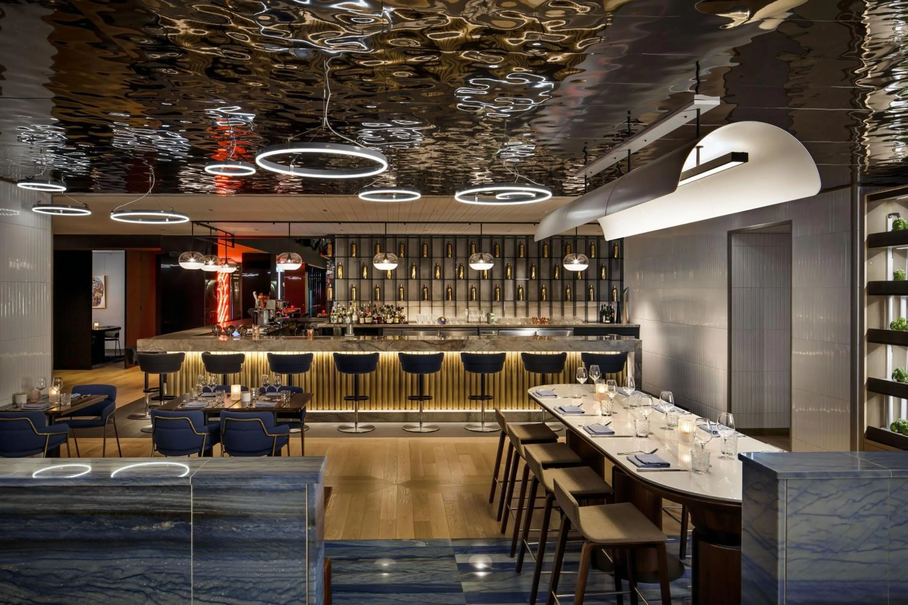 Restaurant/places to eat in W Montreal