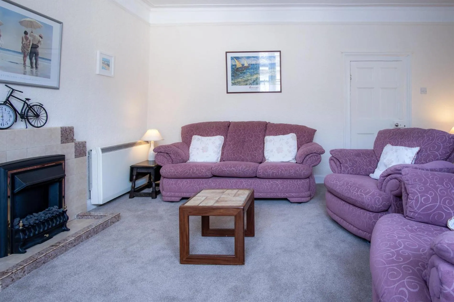 Floor plan in Dragons Den - 2 Bedroom Apartment - Tenby