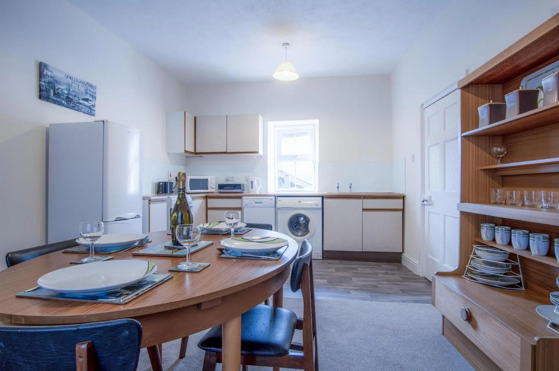 Floor plan in Dragons Den - 2 Bedroom Apartment - Tenby