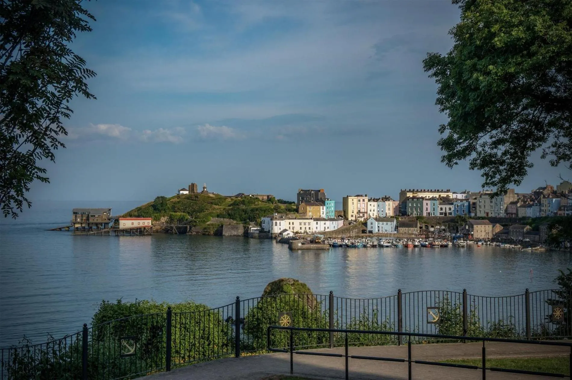 Floor plan in Dragons Den - 2 Bedroom Apartment - Tenby