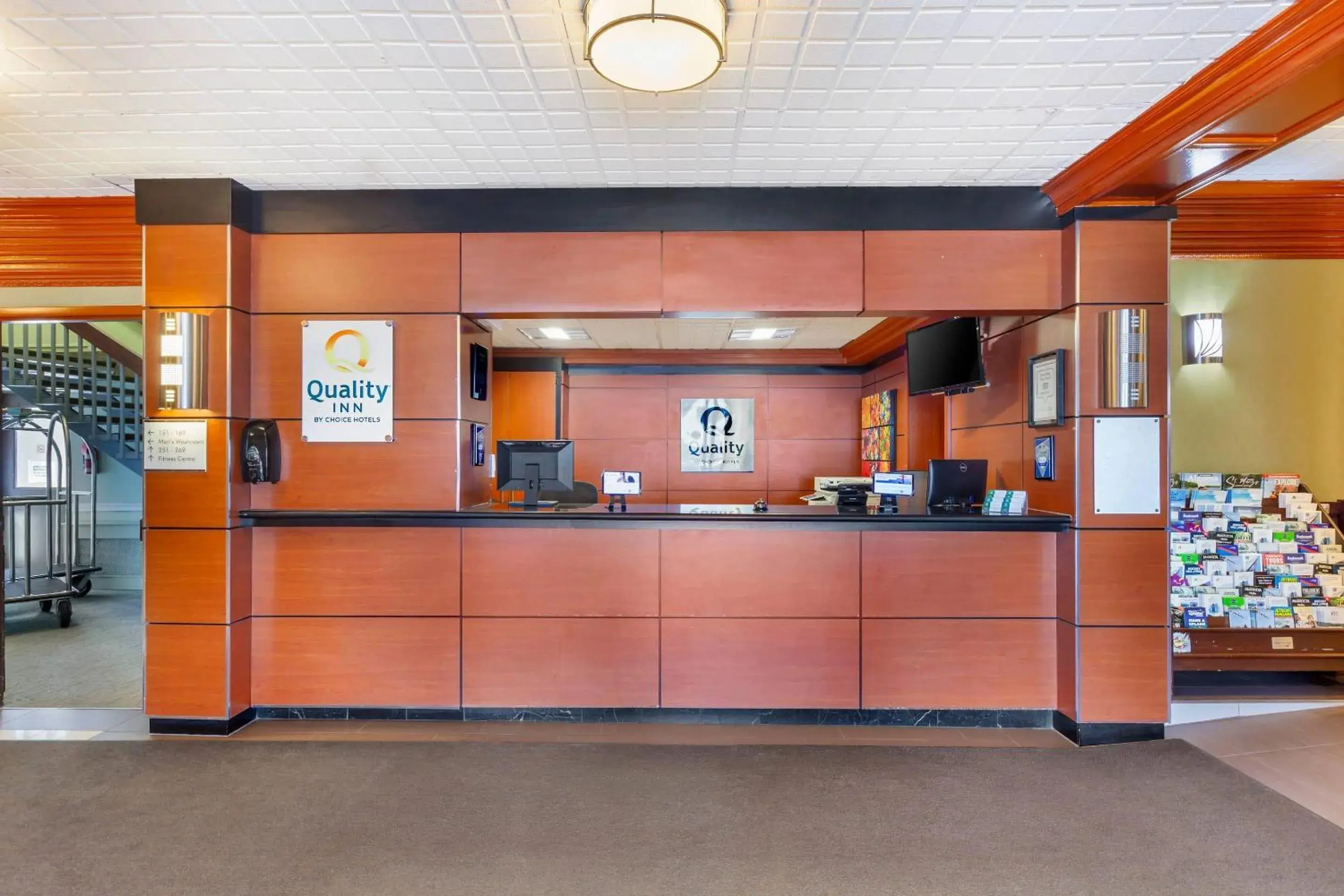 Lobby or reception in Quality Inn Toronto Airport Lobby or reception in Quality Inn Toronto Airport