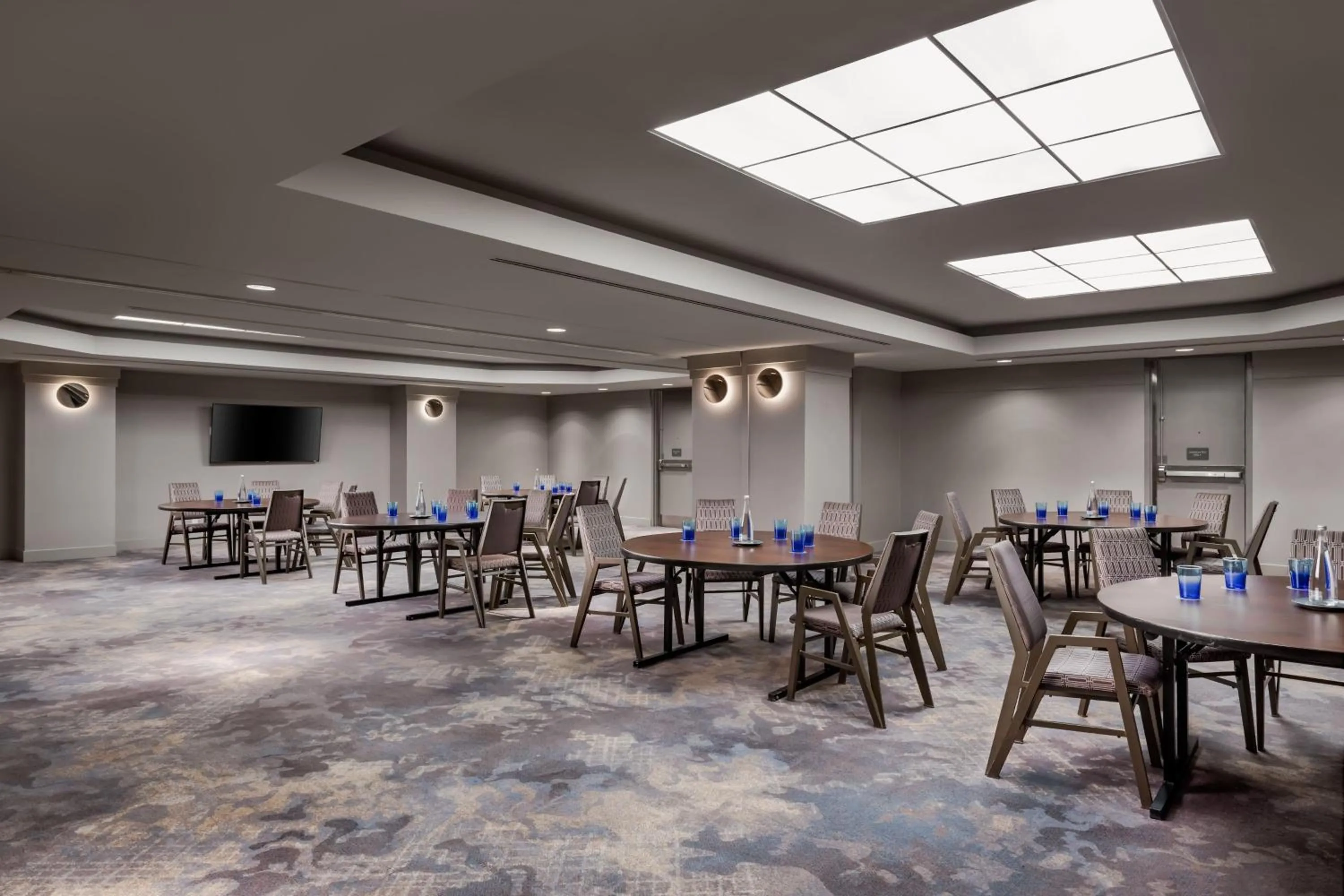 Meeting/conference room in Sheraton Gateway Hotel in Toronto International Airport