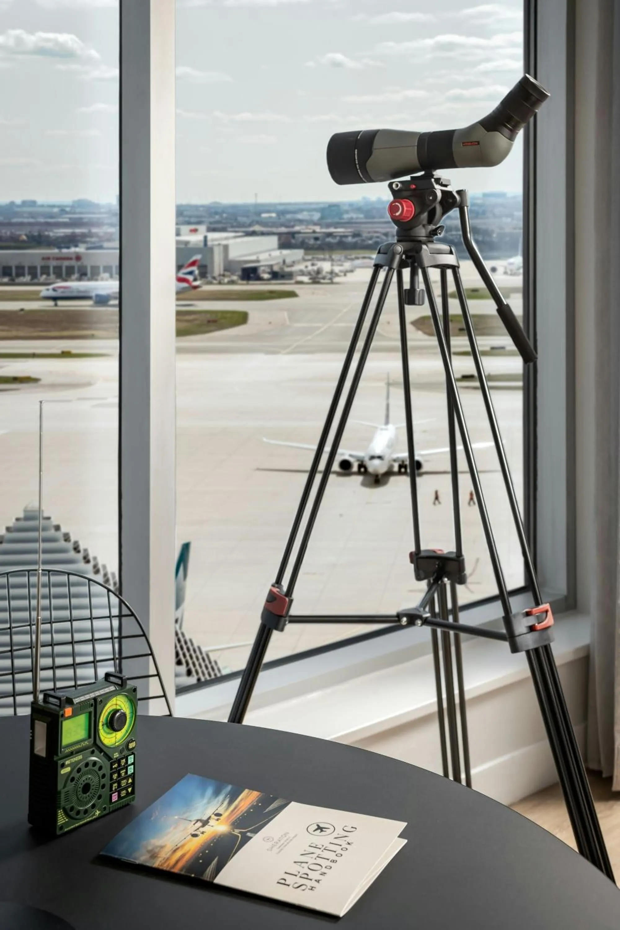 Photo of the whole room in Sheraton Gateway Hotel in Toronto International Airport
