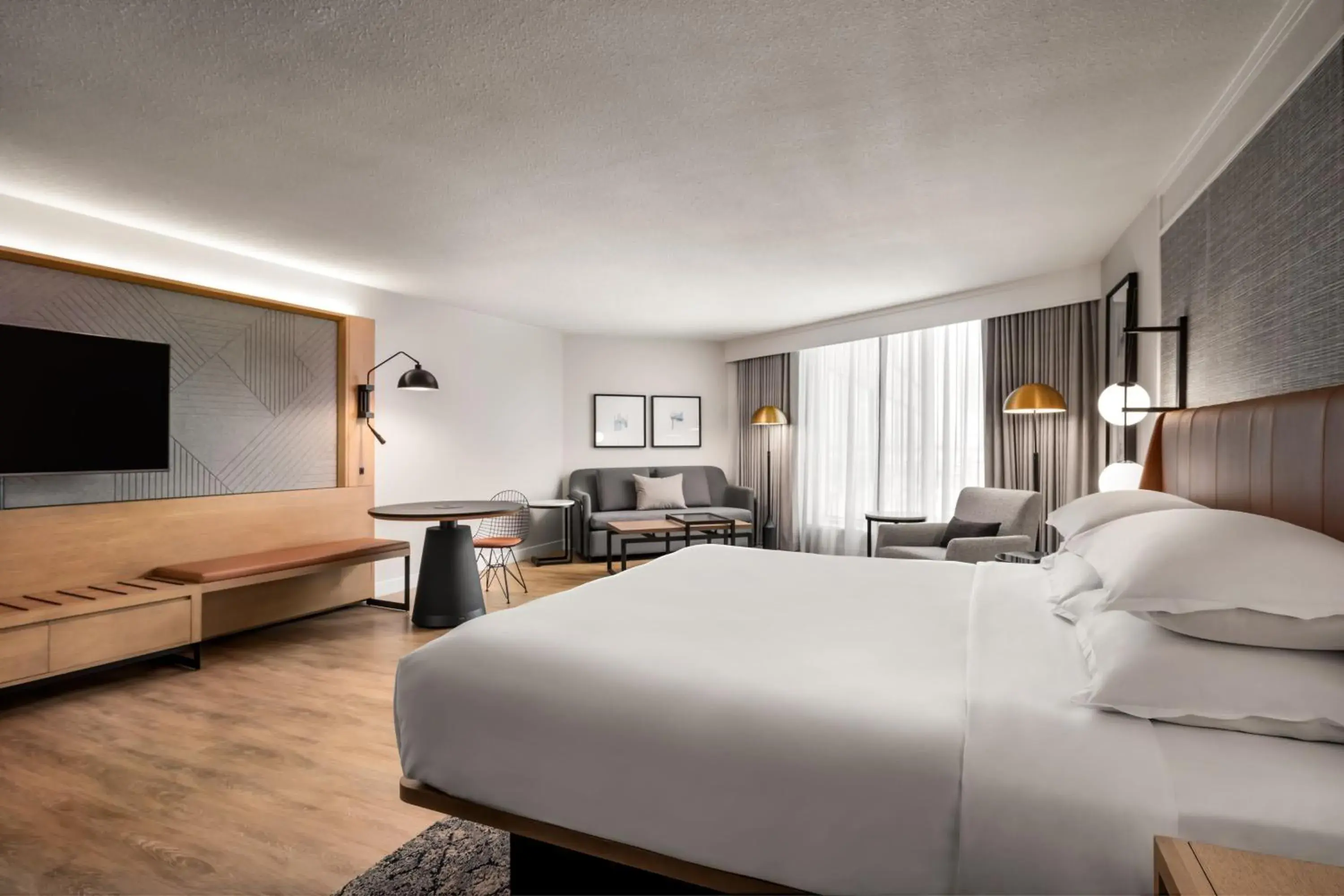 King Studio Suite with Sofa Bed - Club Lounge Access in Sheraton Gateway Hotel in Toronto International Airport King Studio Suite with Sofa Bed - Club Lounge Access in Sheraton Gateway Hotel in Toronto International Airport