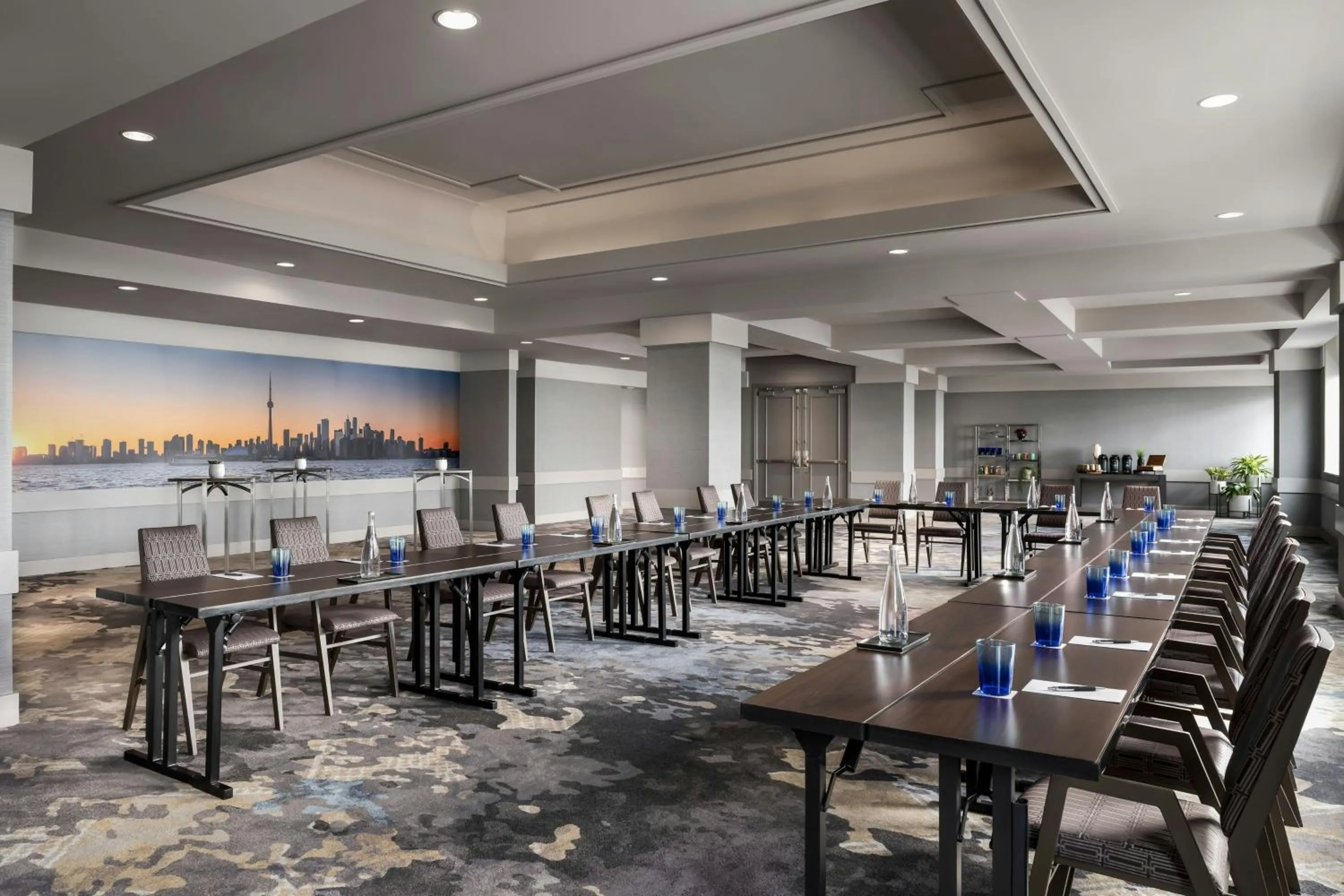 Meeting/conference room in Sheraton Gateway Hotel in Toronto International Airport
