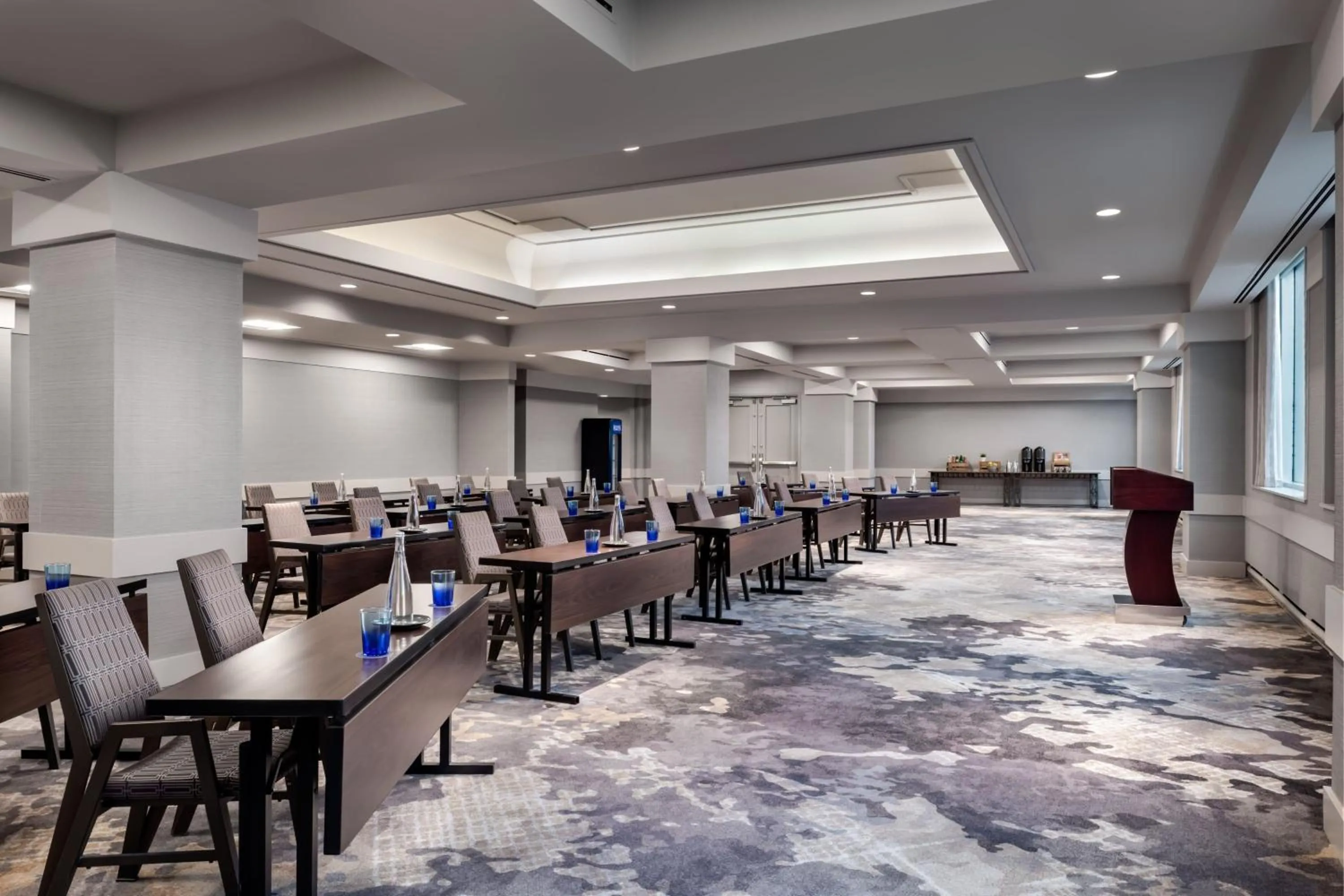 Meeting/conference room in Sheraton Gateway Hotel in Toronto International Airport