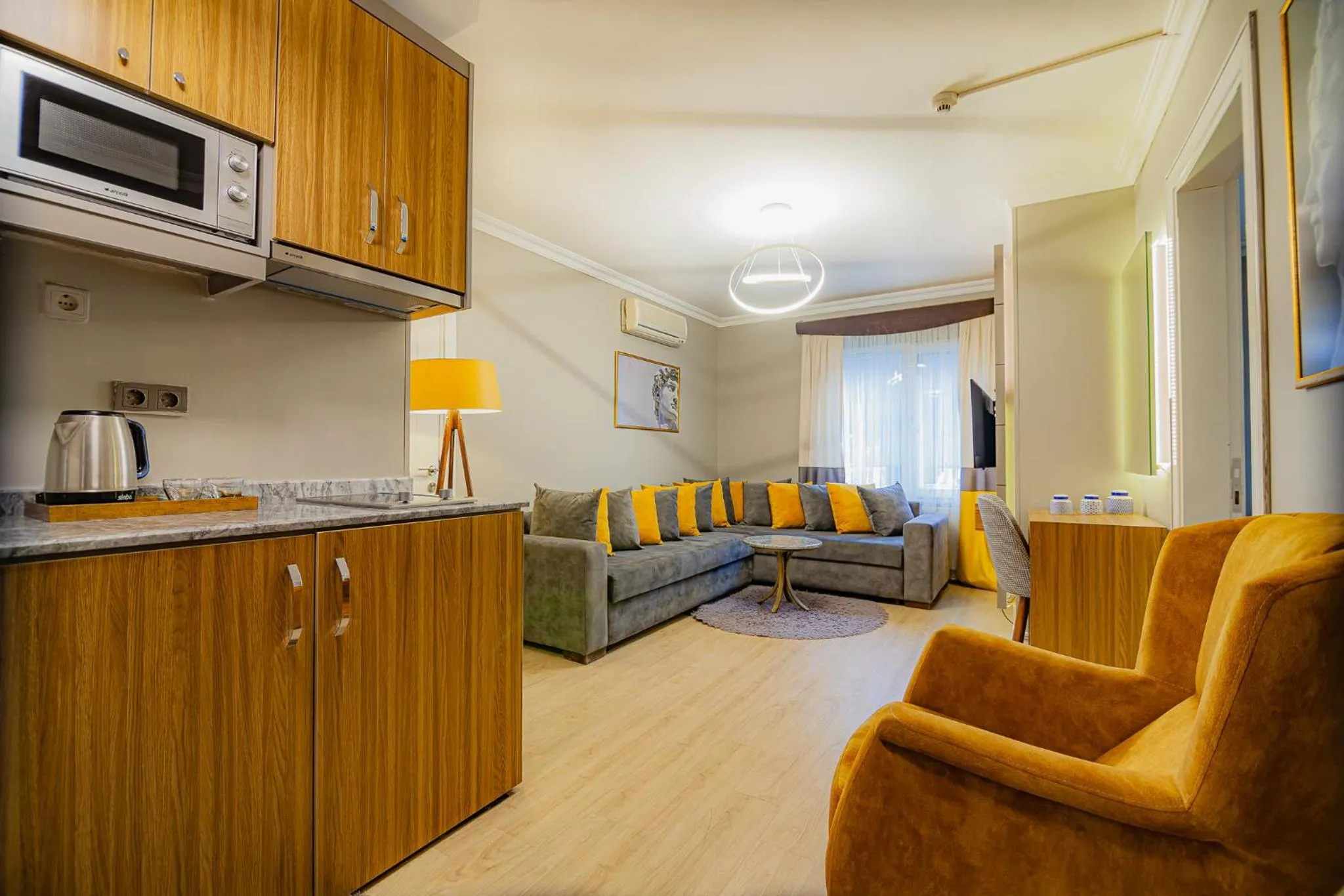 Kitchen or kitchenette in La Palace Exclusive Design