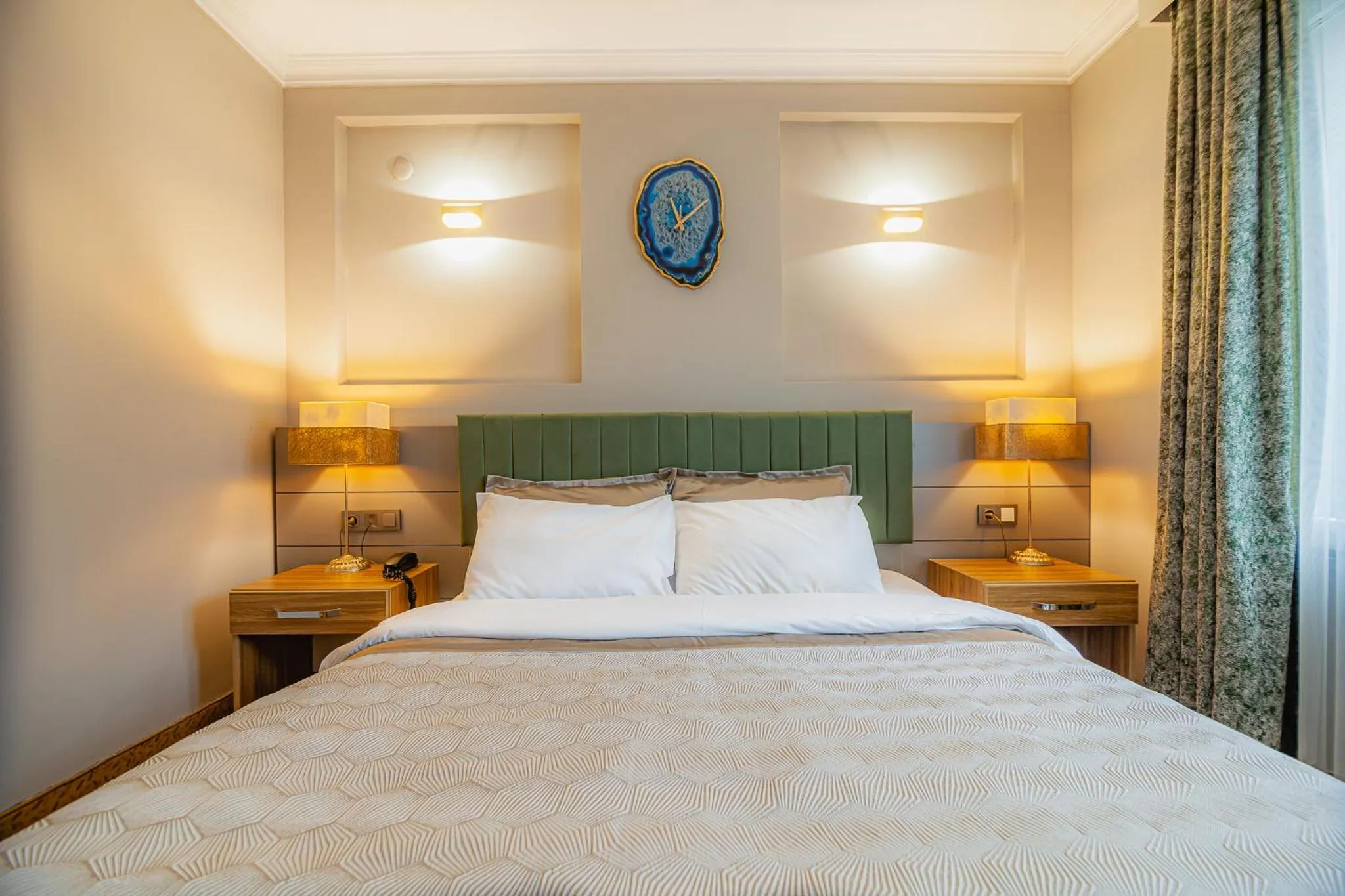 Bedroom, Bed in La Palace Exclusive Design