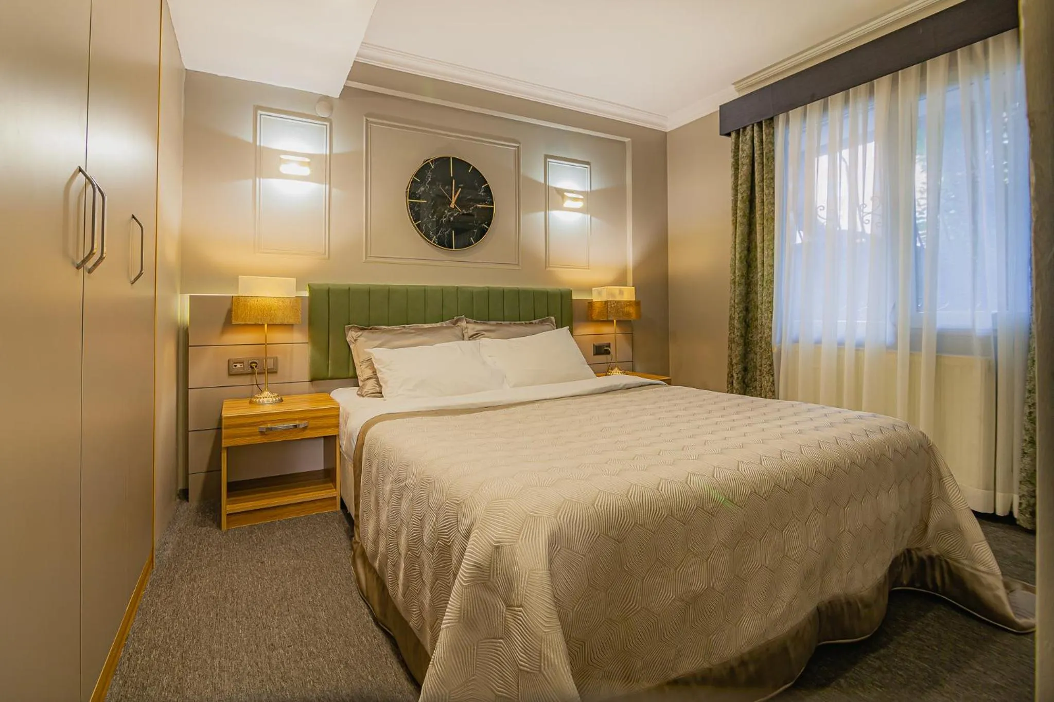 Bed in La Palace Exclusive Design