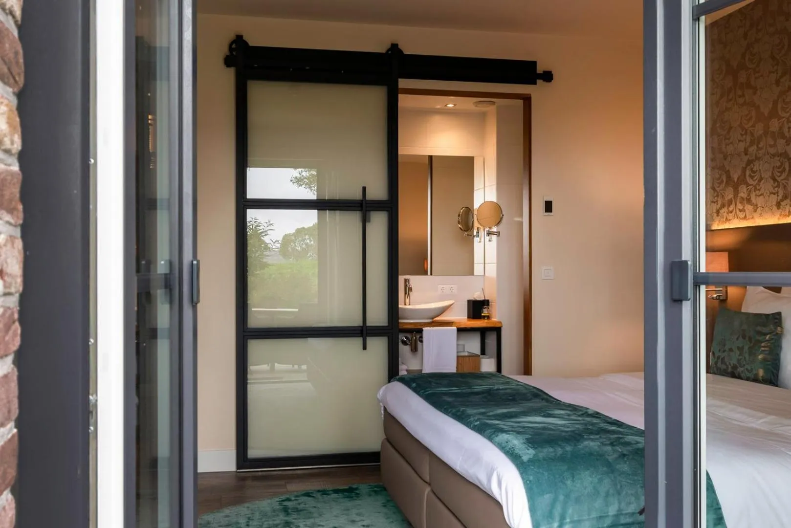 Bed in KerkHotel Biervliet